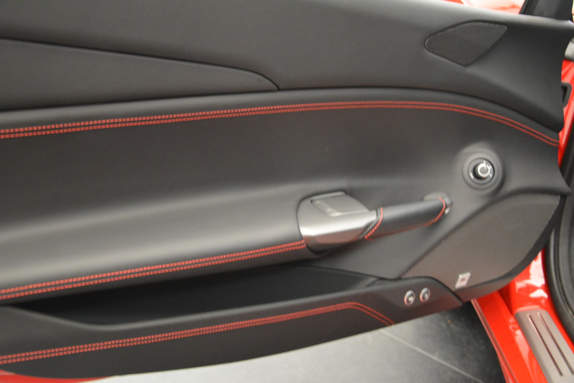 Used-2017-Ferrari-488-Spider