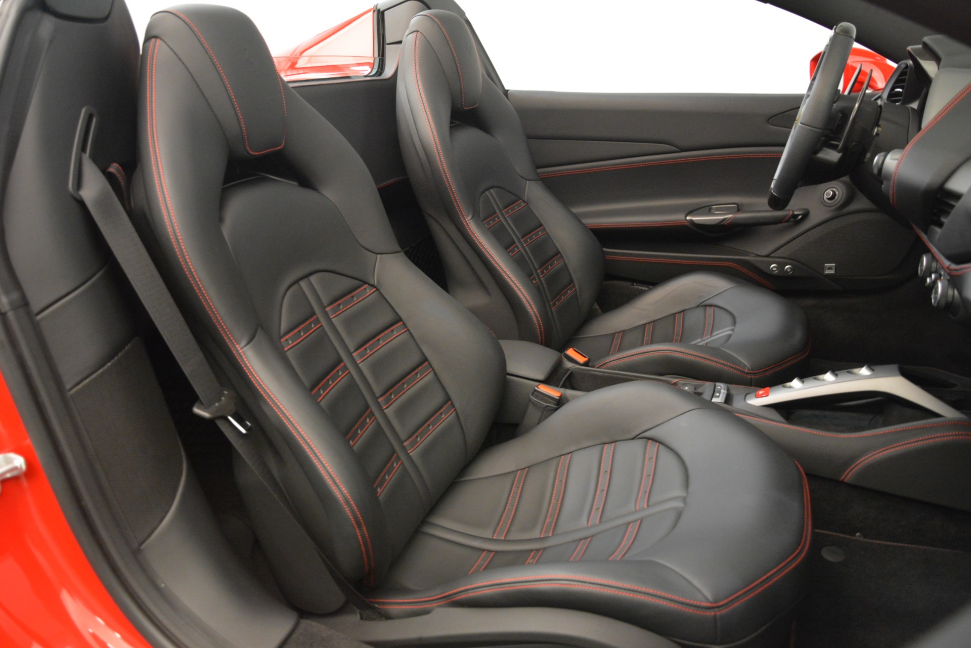 Used-2017-Ferrari-488-Spider