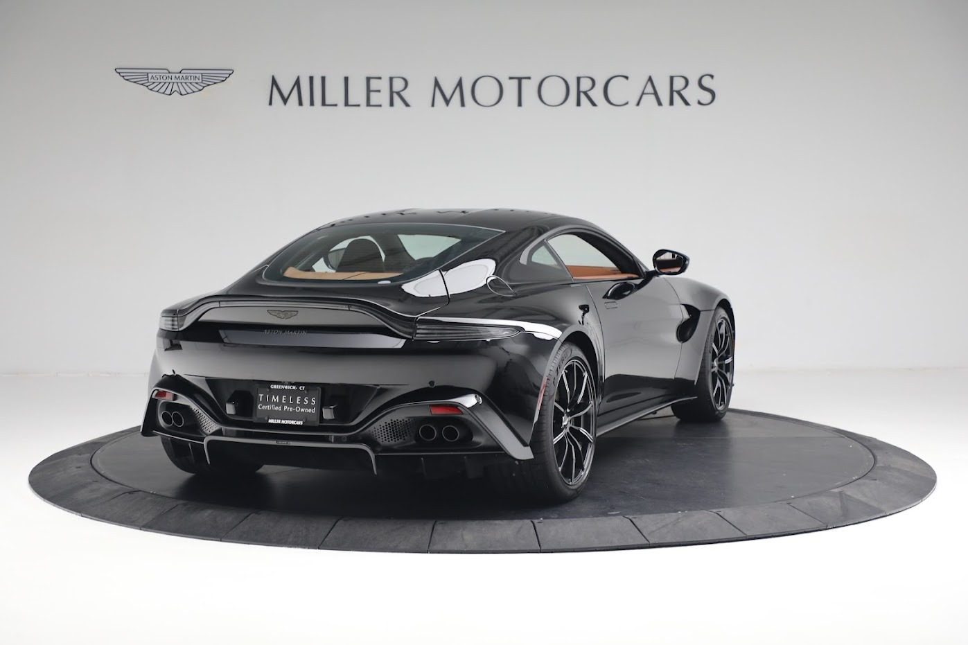 Used-2020-Aston-Martin-Vantage-Coupe