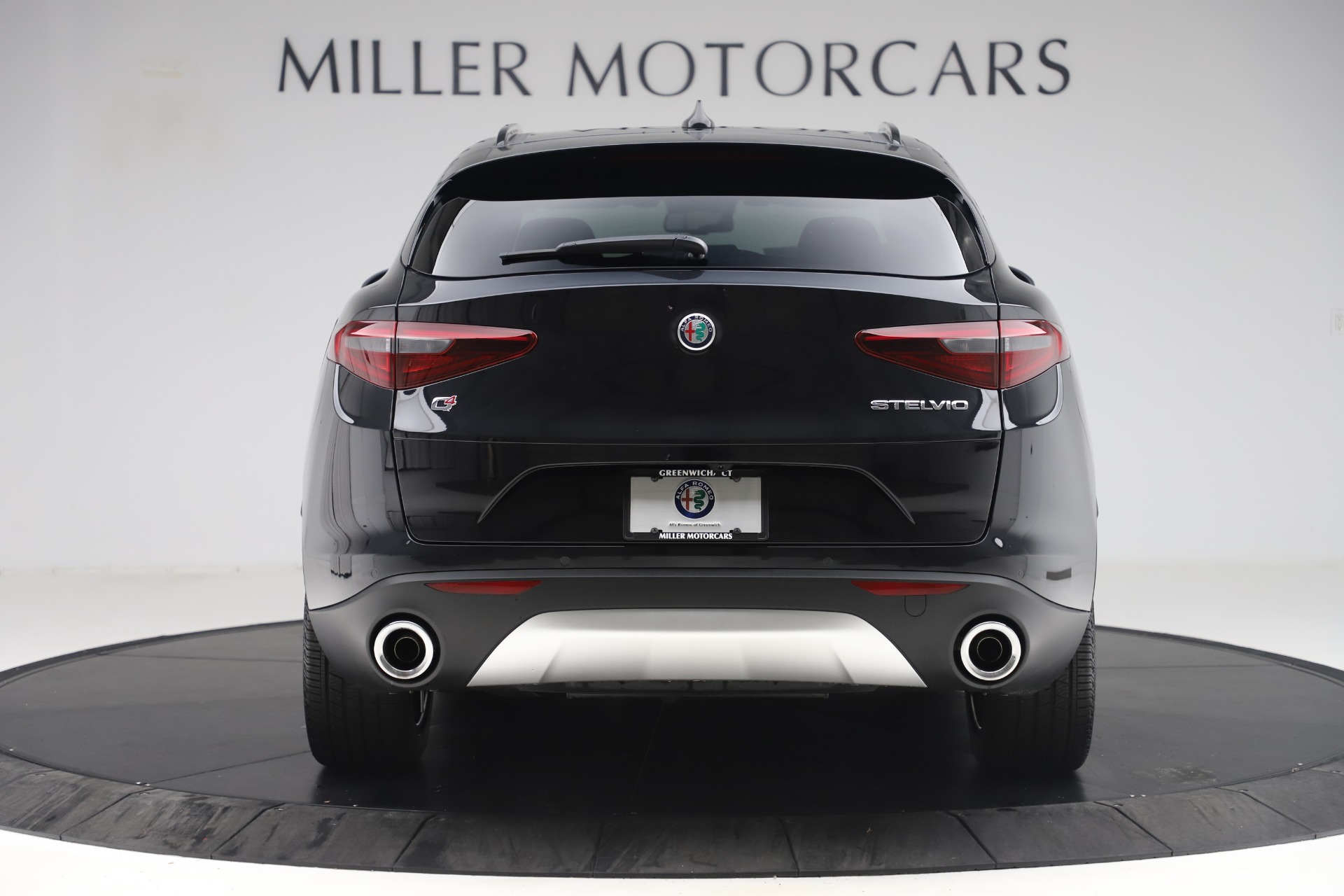 New-2019-Alfa-Romeo-Stelvio-Ti-Q4