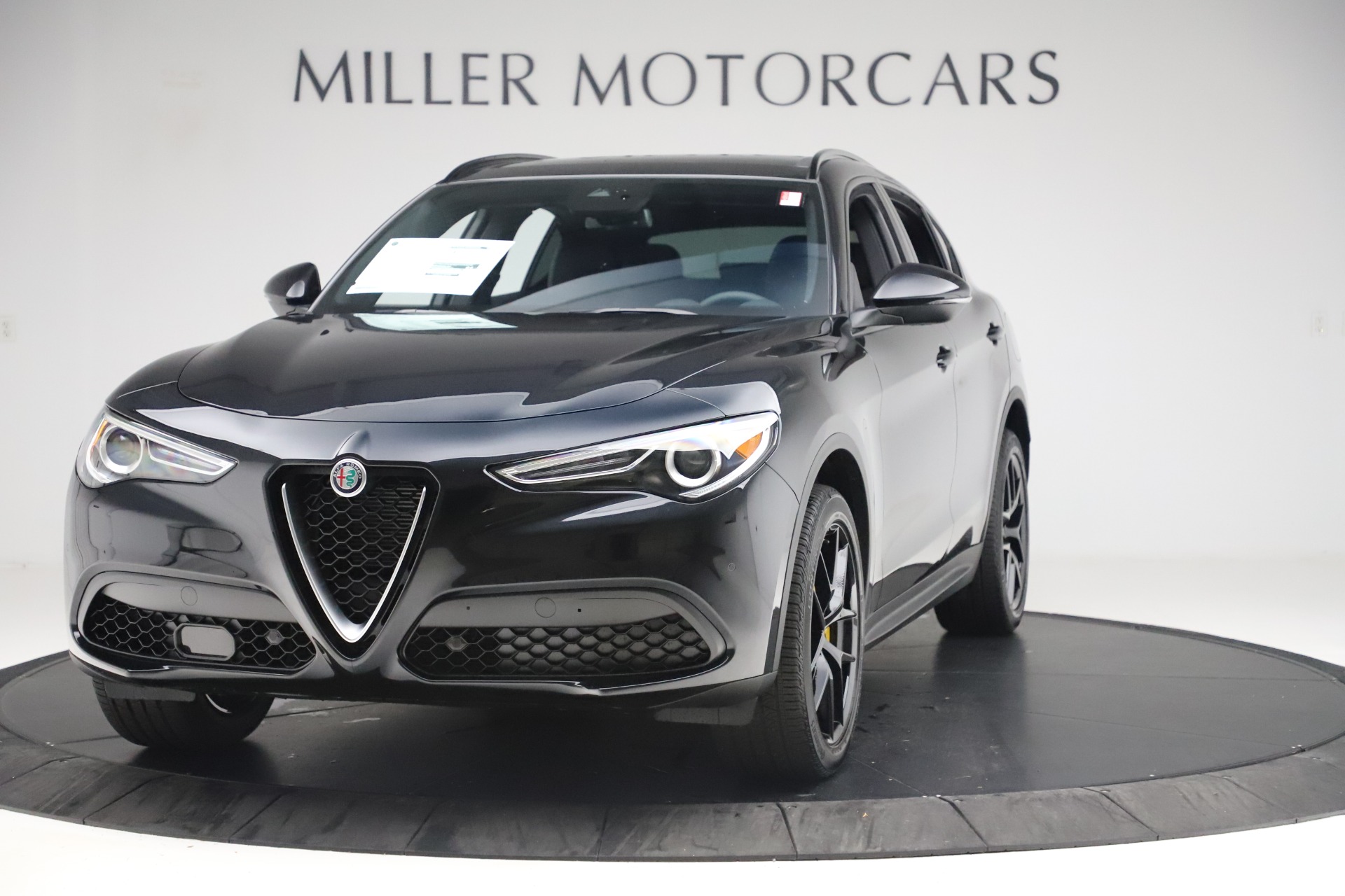 New-2019-Alfa-Romeo-Stelvio-Ti-Q4