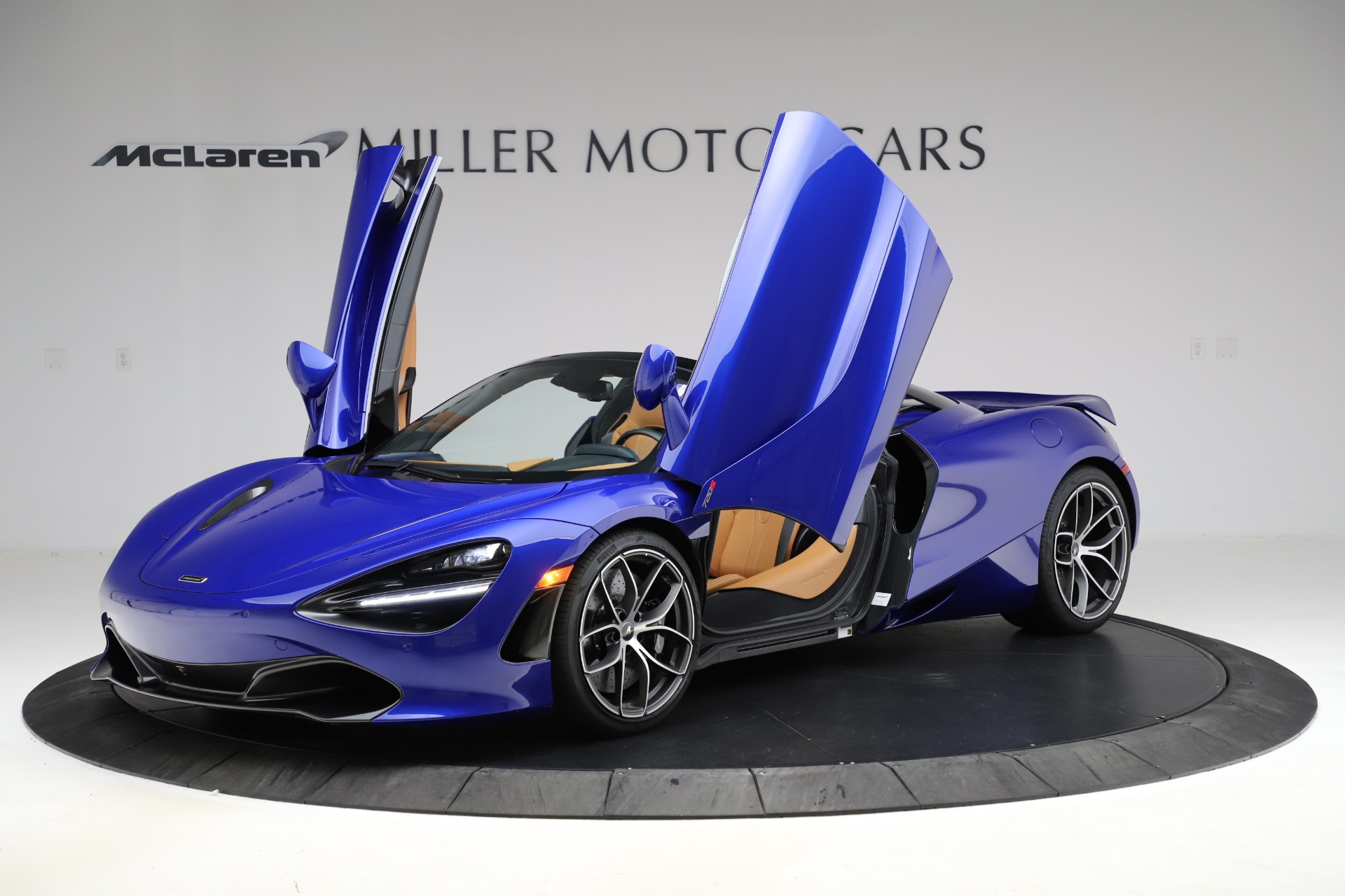 New-2020-McLaren-720S-Spider-Luxury