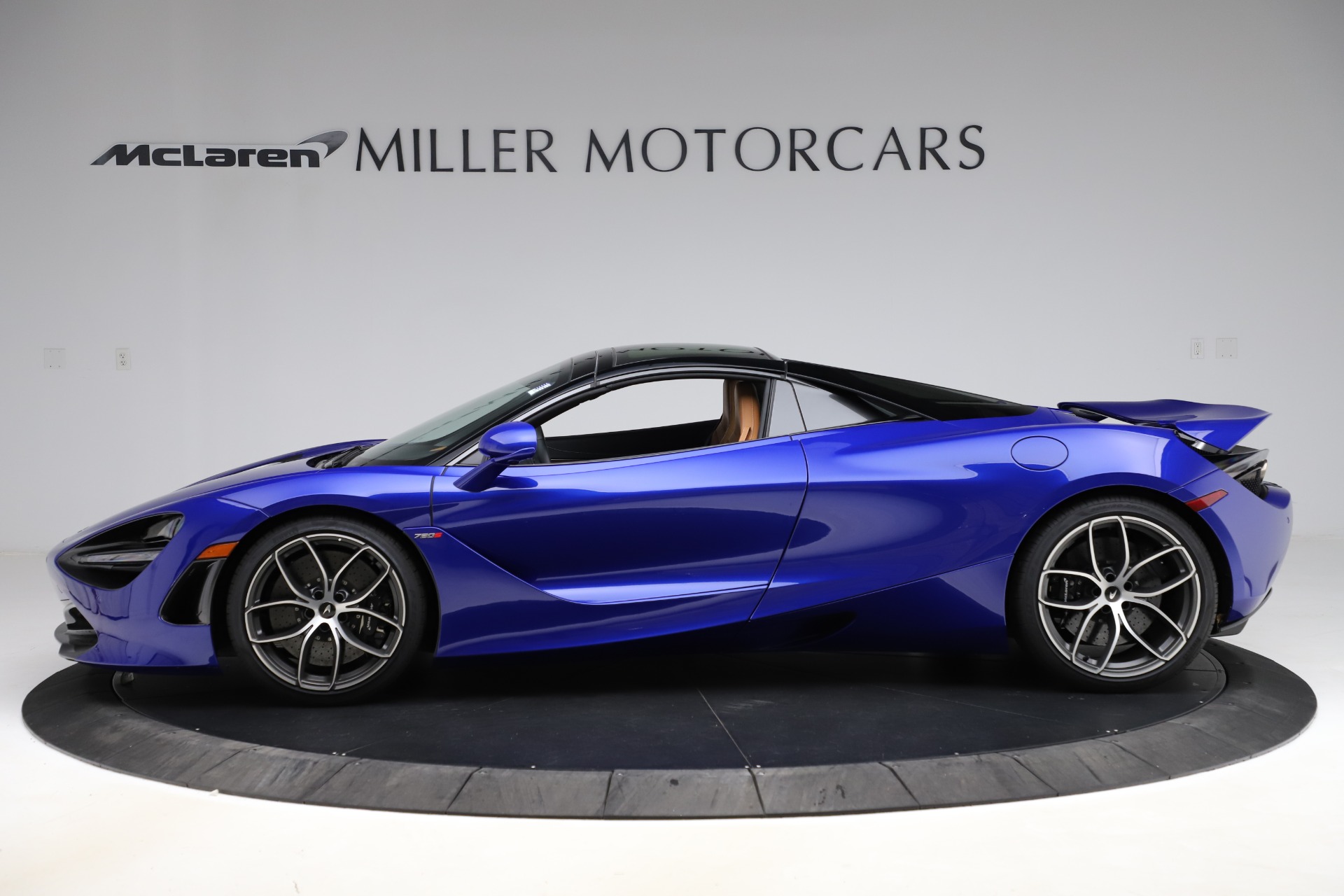 New-2020-McLaren-720S-Spider-Luxury