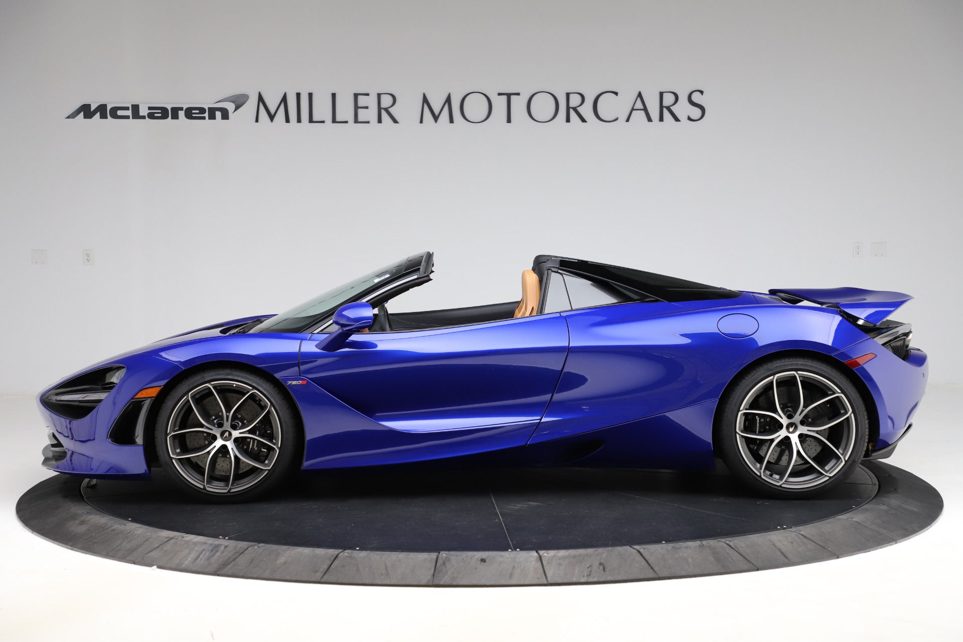 New-2020-McLaren-720S-Spider-Luxury