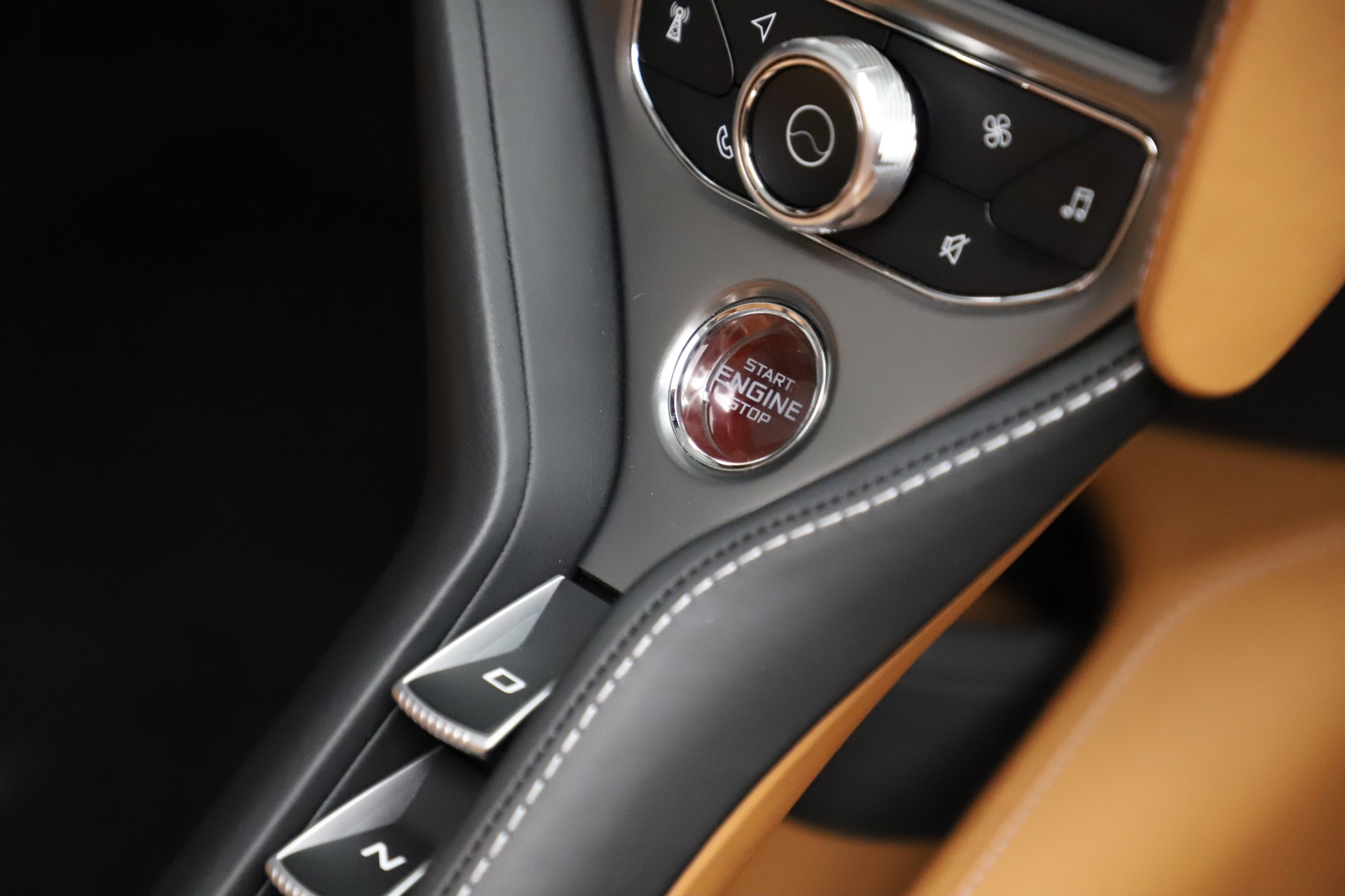 New-2020-McLaren-720S-Spider-Luxury