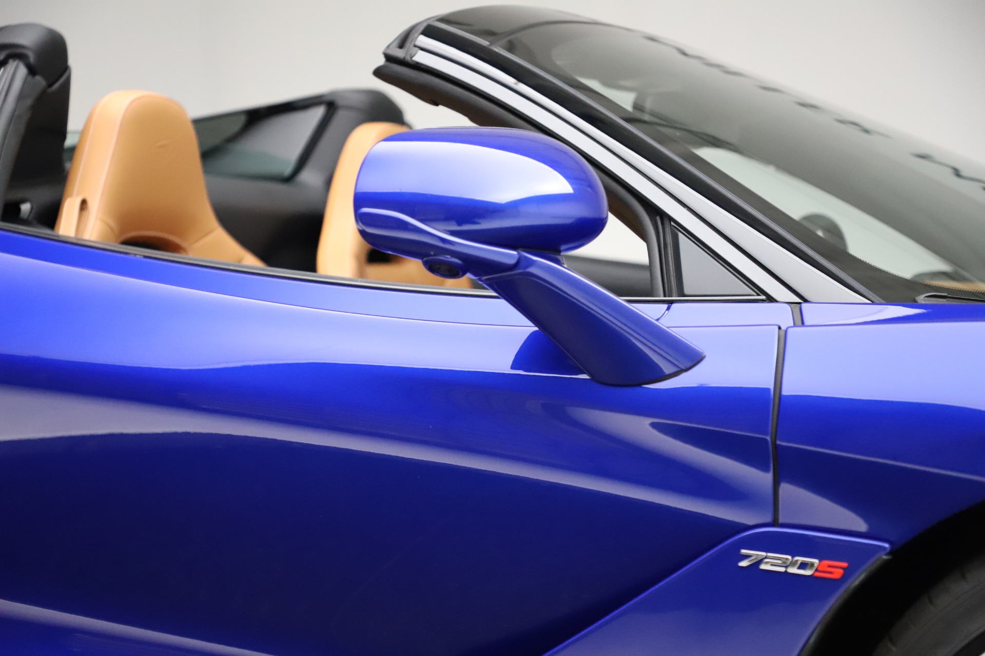 New-2020-McLaren-720S-Spider-Luxury