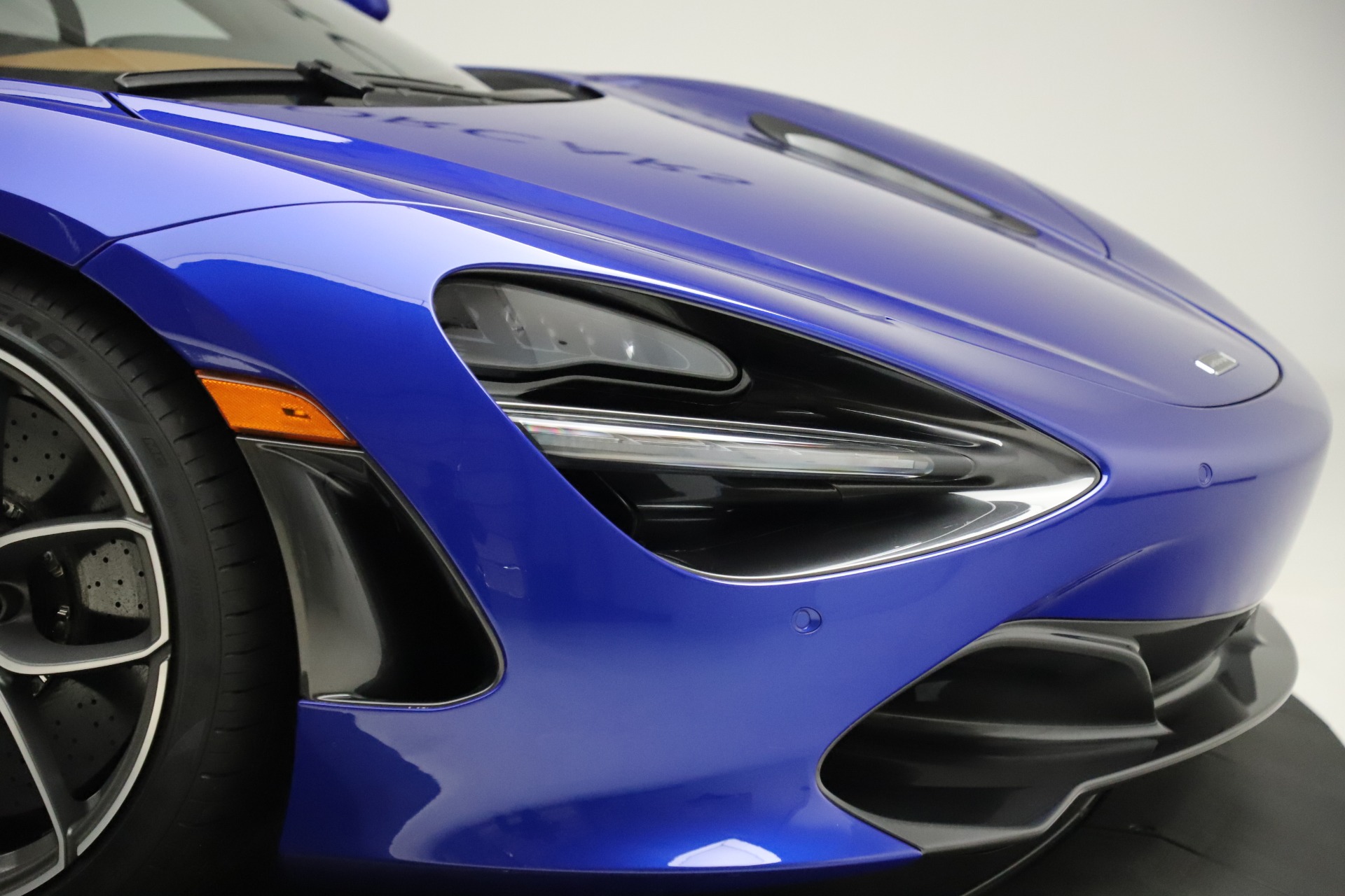 New-2020-McLaren-720S-Spider-Luxury