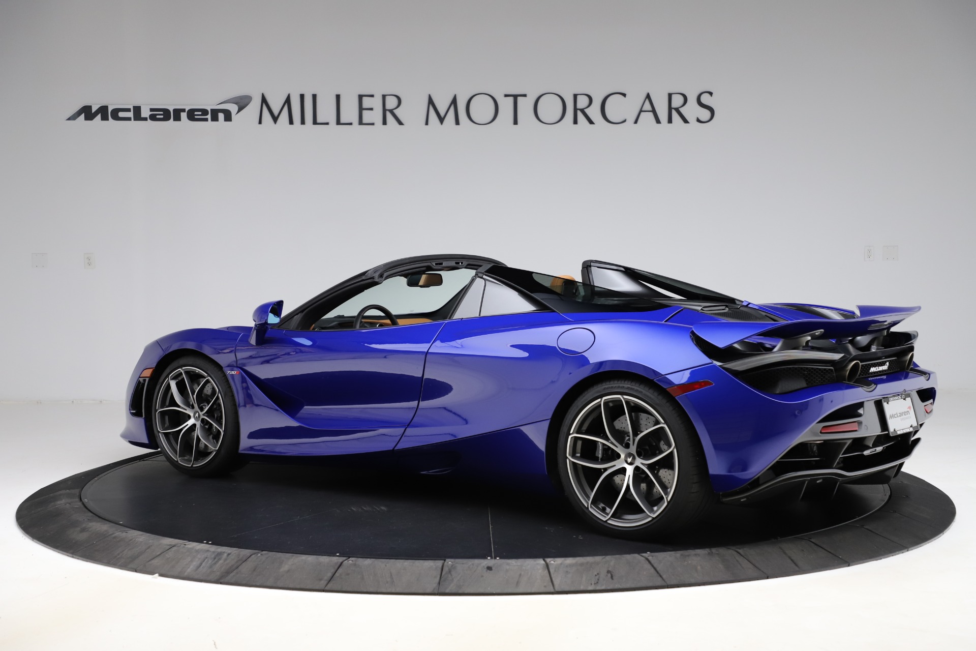 New-2020-McLaren-720S-Spider-Luxury
