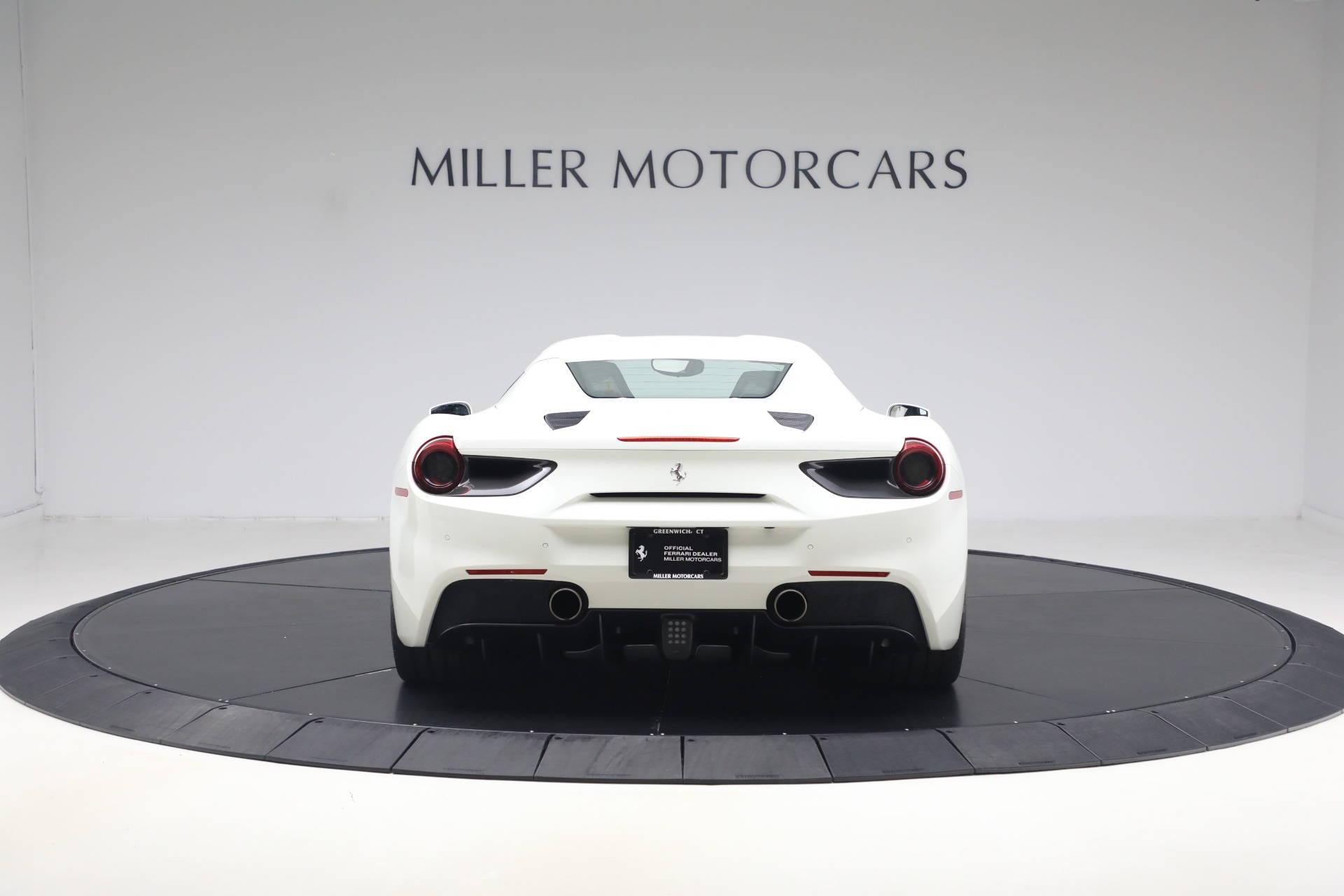 Used-2016-Ferrari-488-Spider