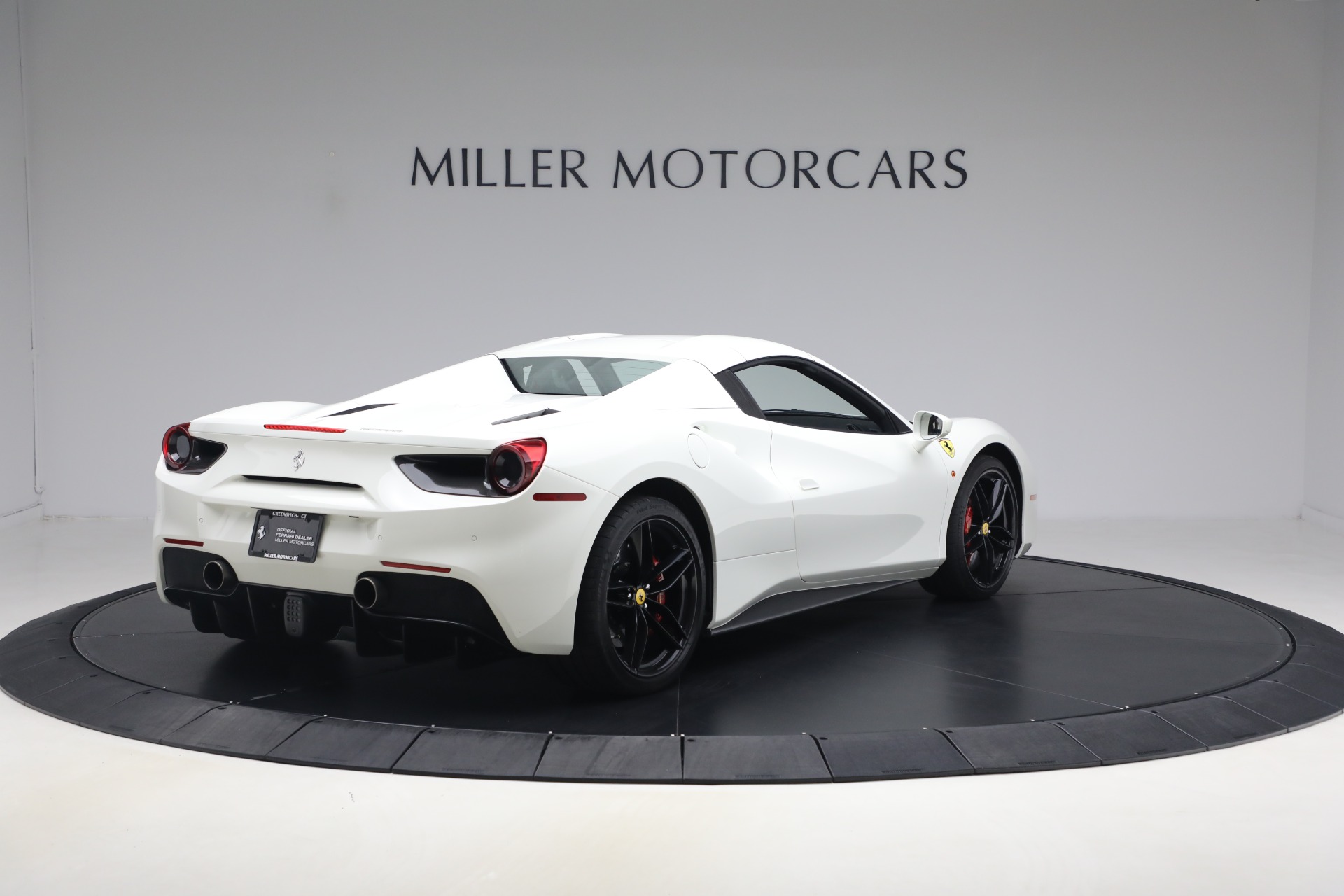 Used-2016-Ferrari-488-Spider