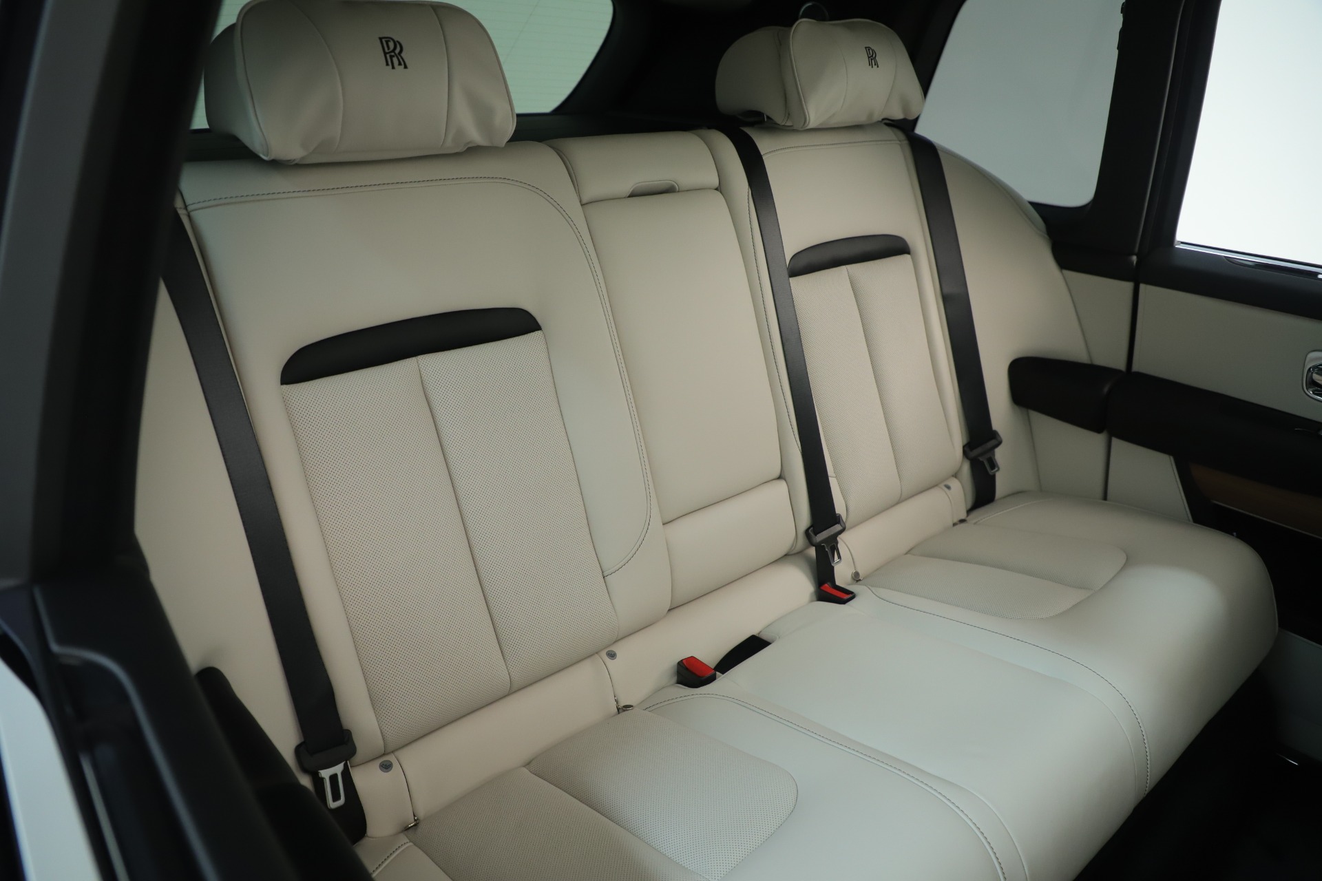 New-2019-Rolls-Royce-Cullinan