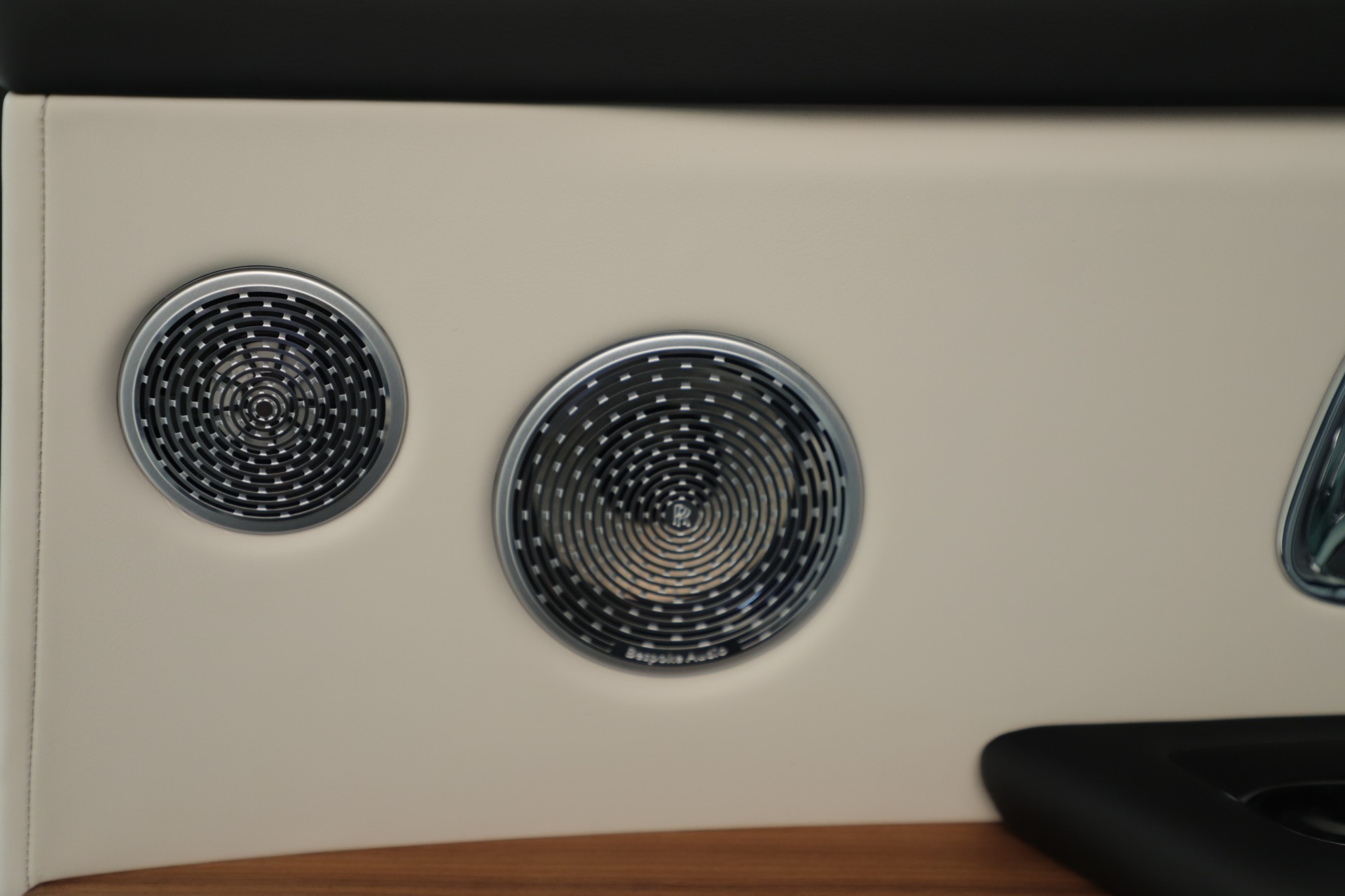 New-2019-Rolls-Royce-Cullinan