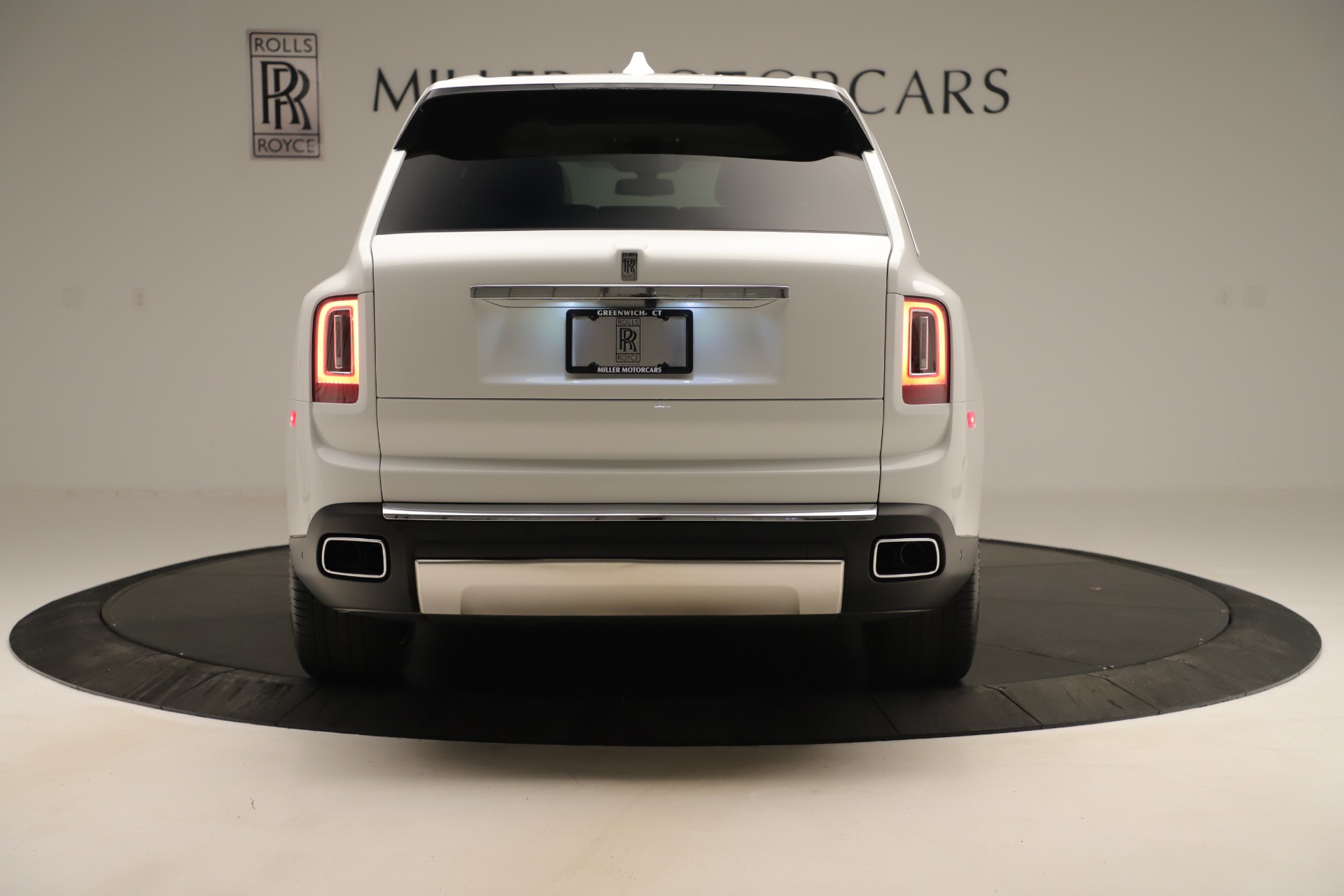 New-2019-Rolls-Royce-Cullinan