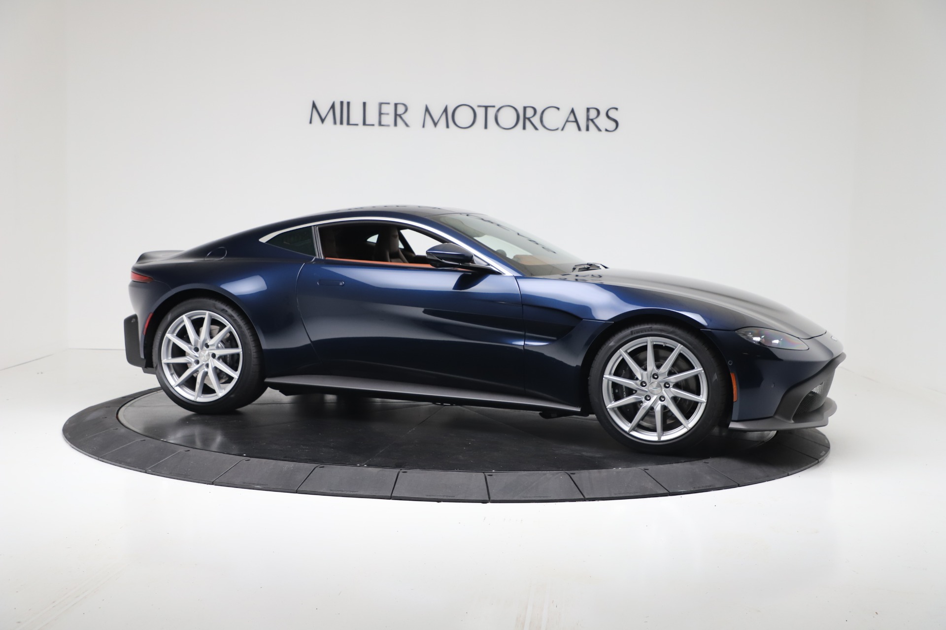 New-2020-Aston-Martin-Vantage-Coupe