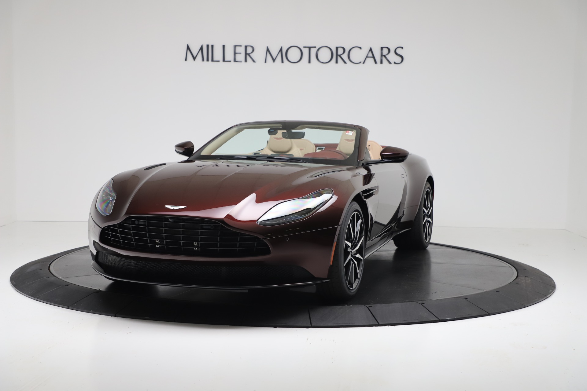 Used-2020-Aston-Martin-DB11-Volante