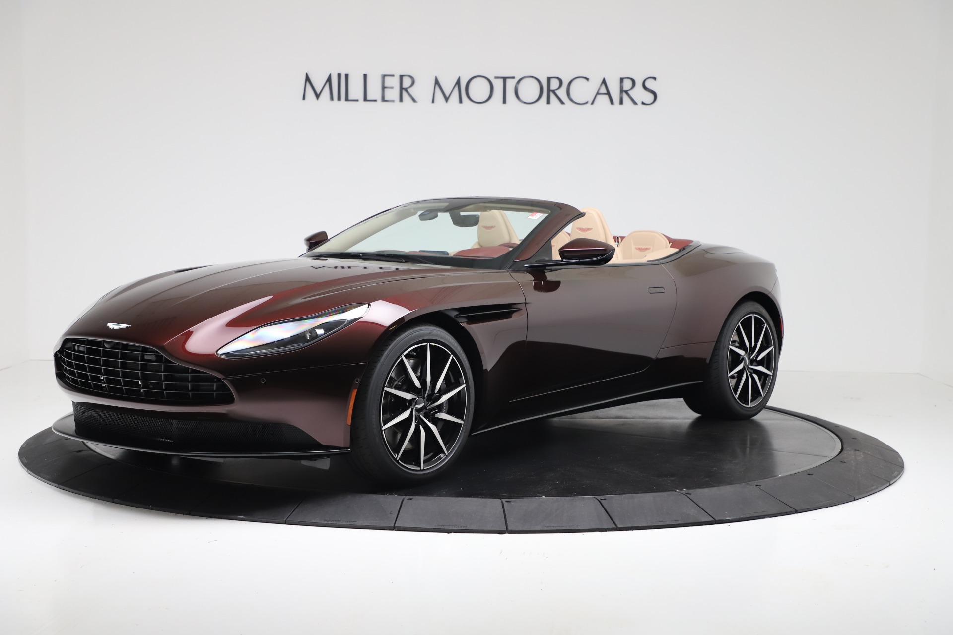 Used-2020-Aston-Martin-DB11-Volante