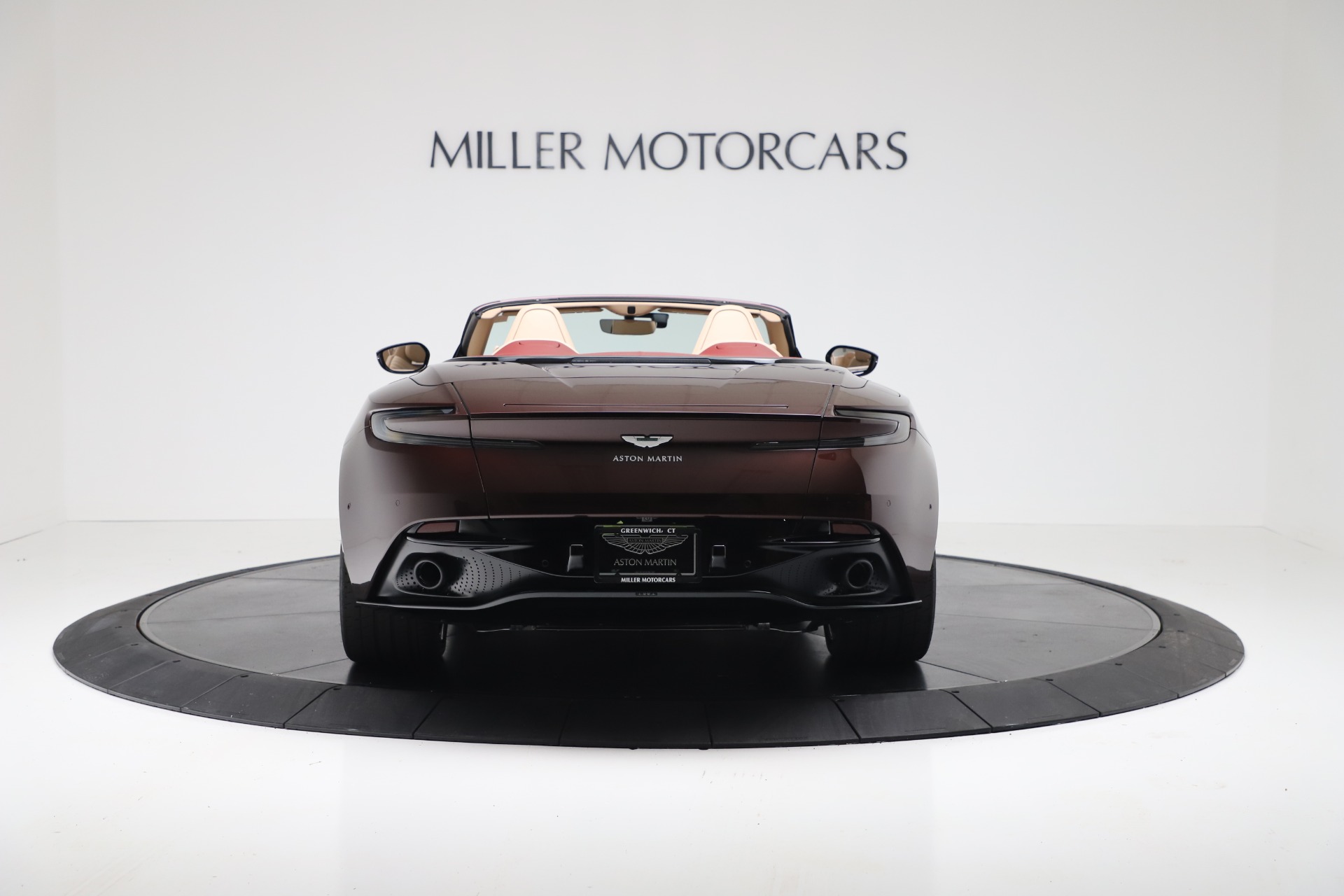 Used-2020-Aston-Martin-DB11-Volante