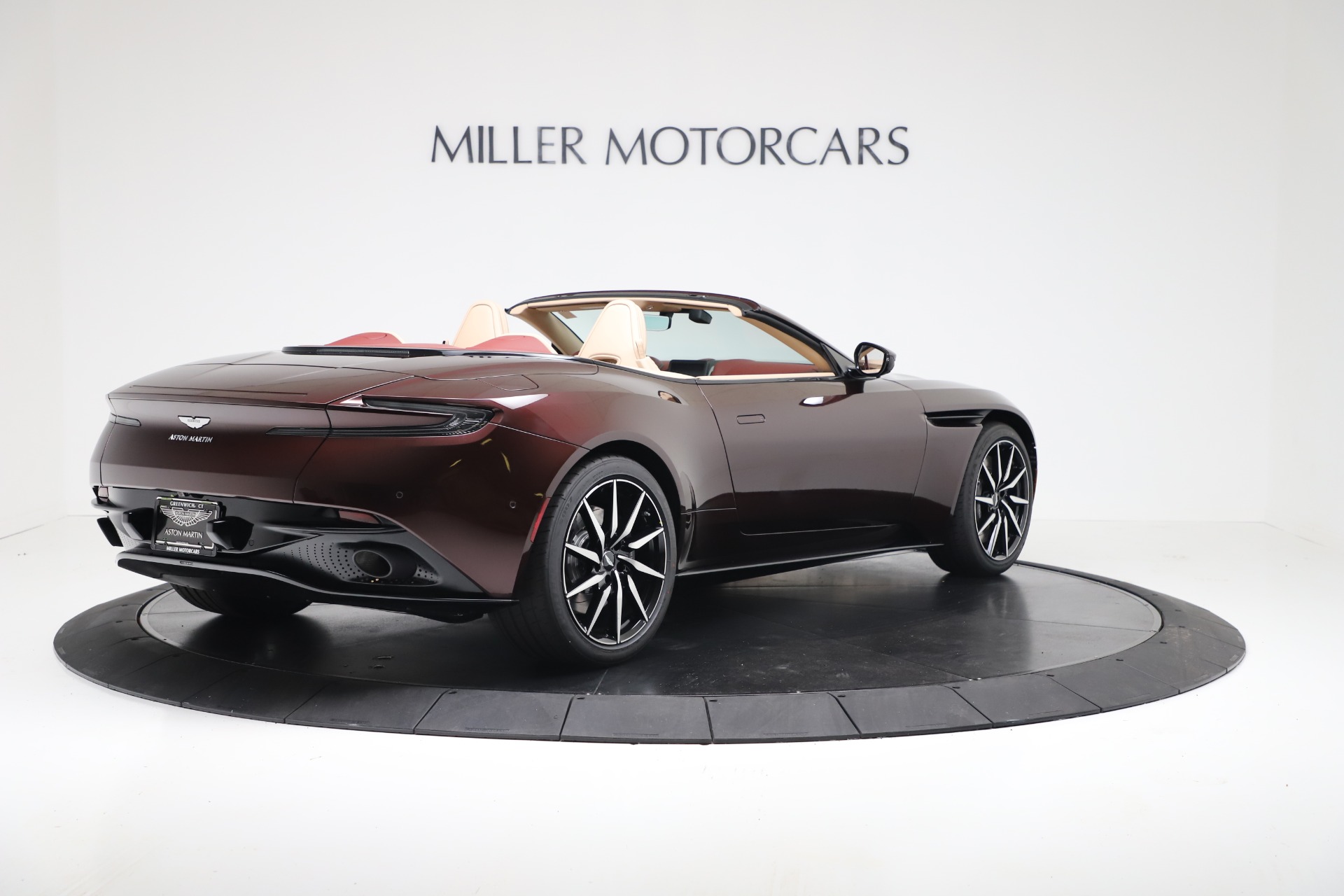 Used-2020-Aston-Martin-DB11-Volante
