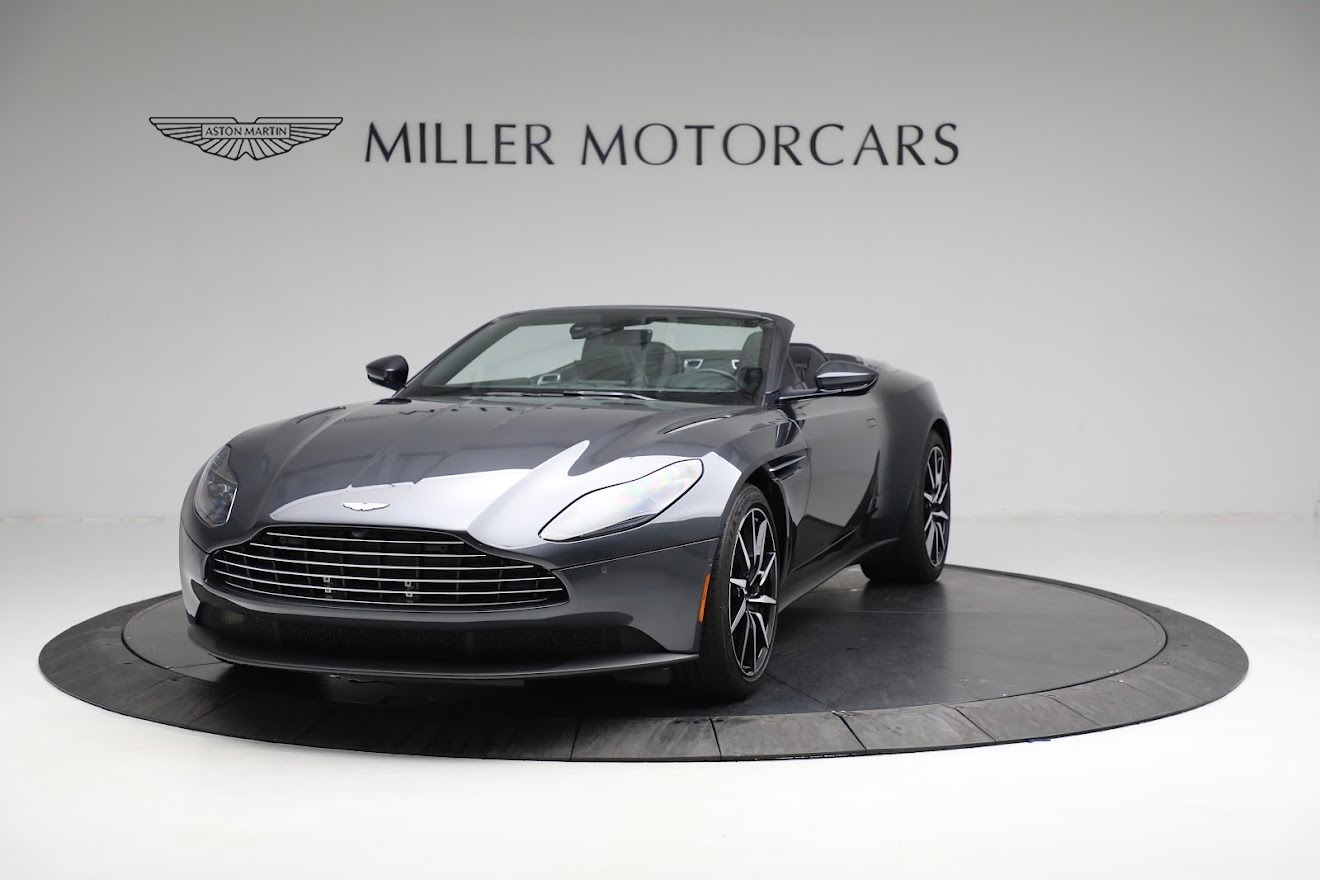 Used-2019-Aston-Martin-DB11-Volante