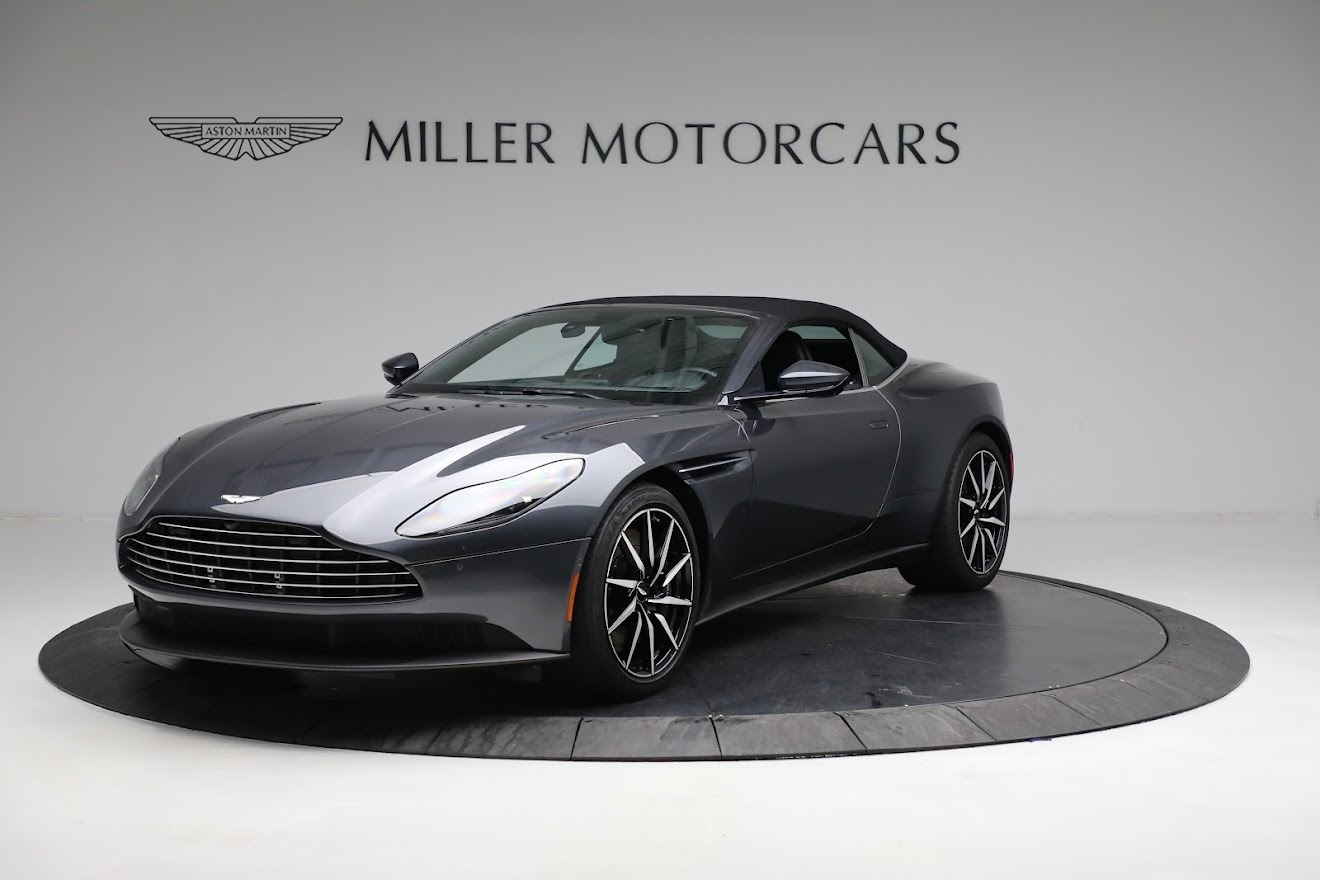 Used-2019-Aston-Martin-DB11-Volante