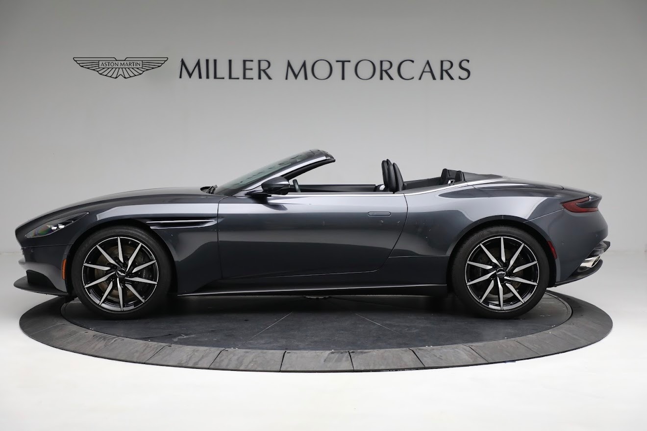 Used-2019-Aston-Martin-DB11-Volante