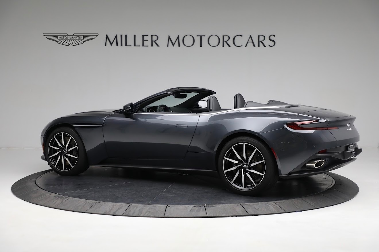 Used-2019-Aston-Martin-DB11-Volante