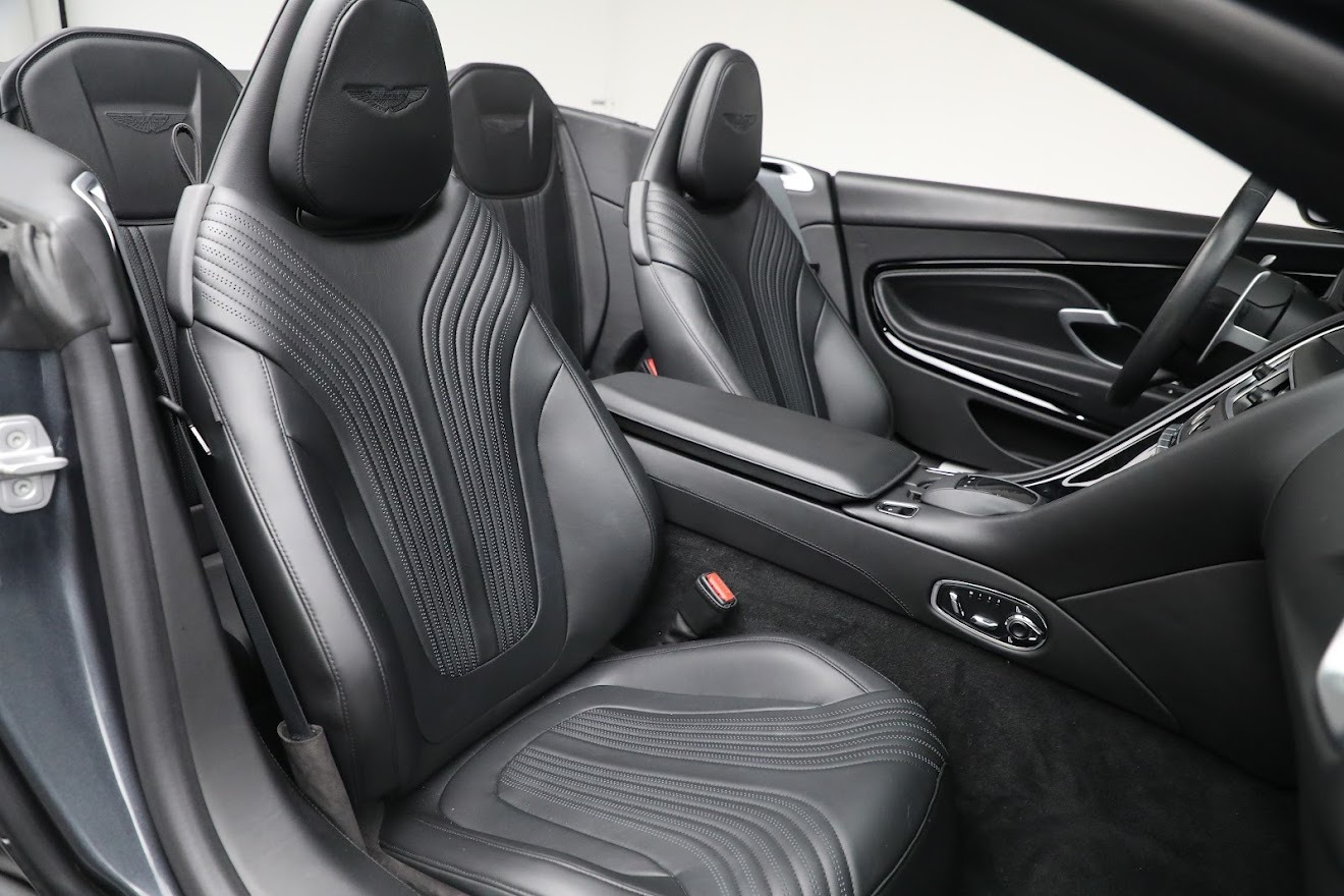 Used-2019-Aston-Martin-DB11-Volante