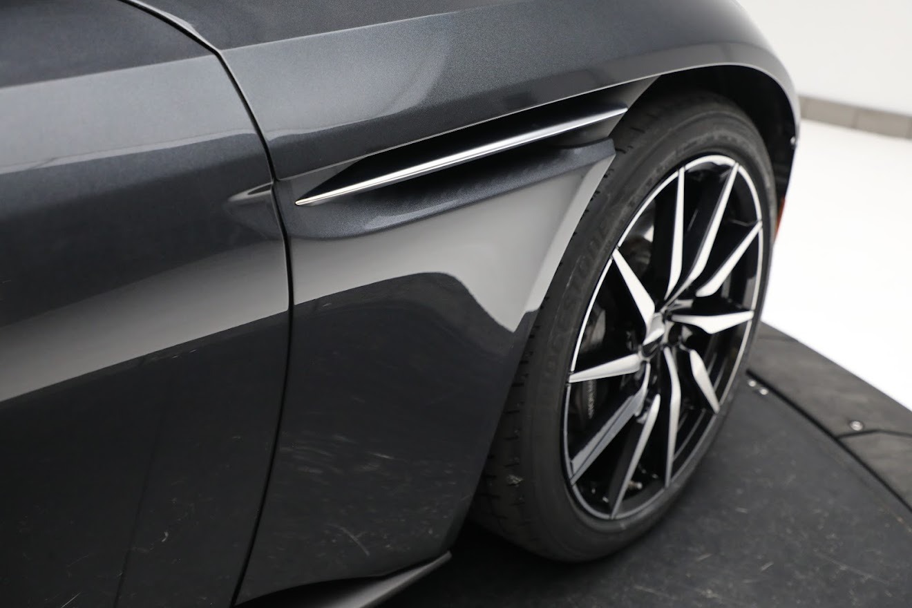 Used-2019-Aston-Martin-DB11-Volante