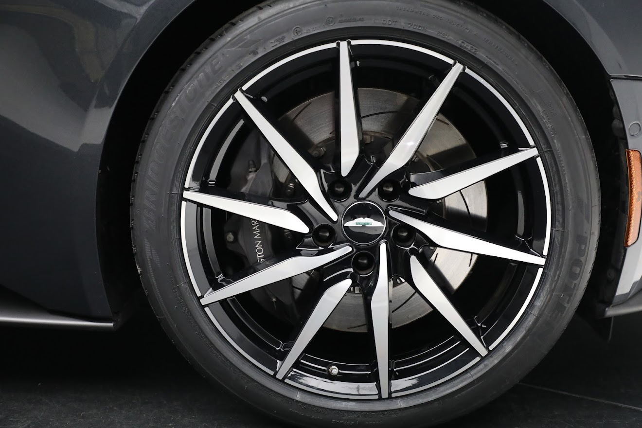 Used-2019-Aston-Martin-DB11-Volante
