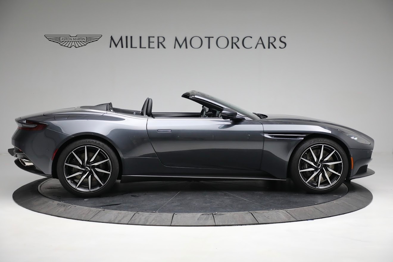 Used-2019-Aston-Martin-DB11-Volante
