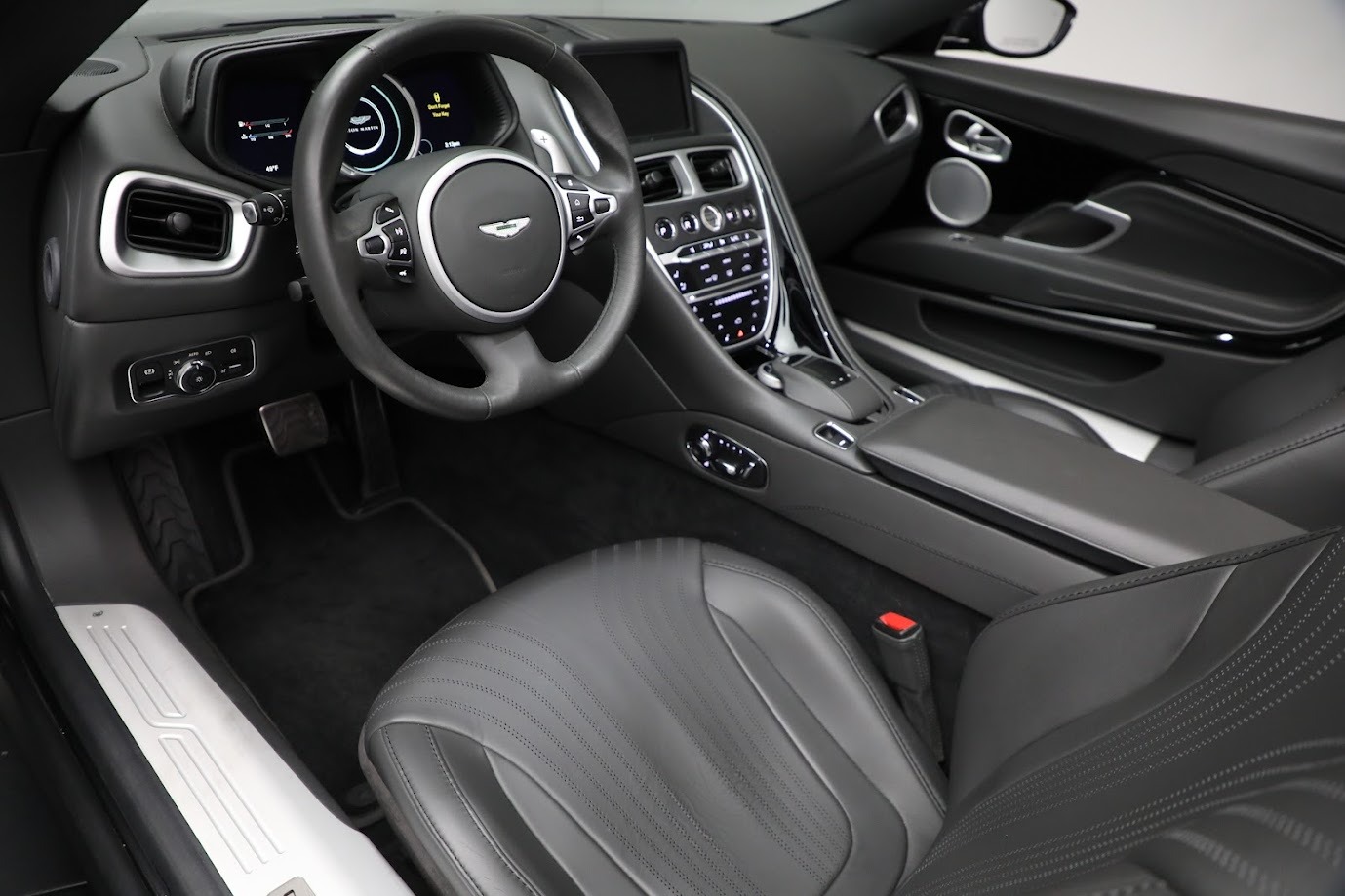 Used-2020-Aston-Martin-DB11-Volante