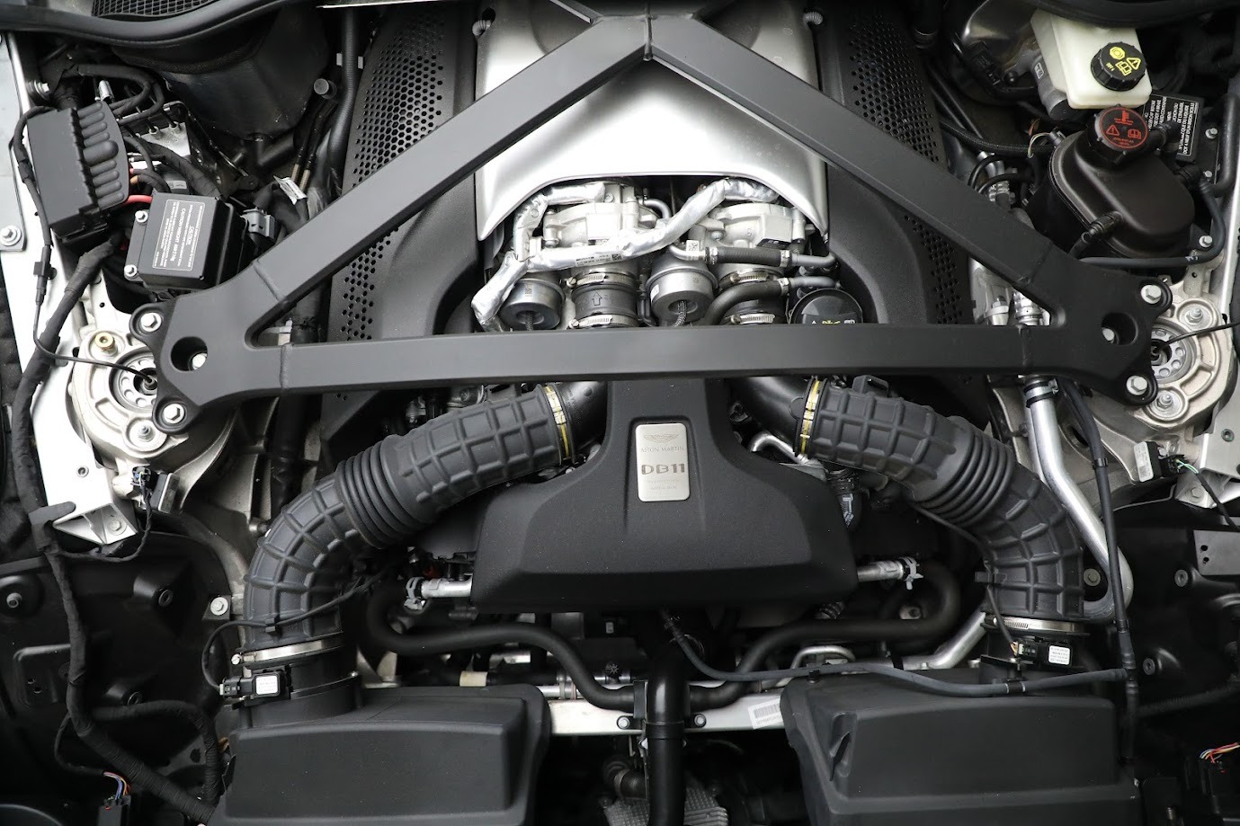 Used-2020-Aston-Martin-DB11-Volante