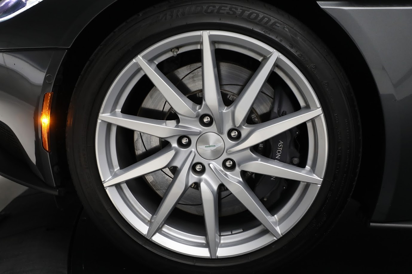 Used-2020-Aston-Martin-DB11-Volante