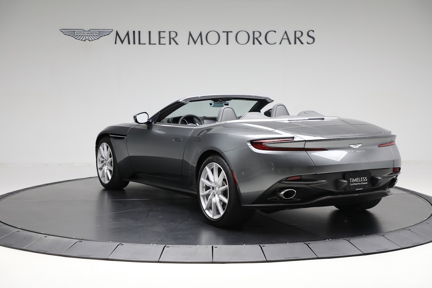 Used-2020-Aston-Martin-DB11-Volante