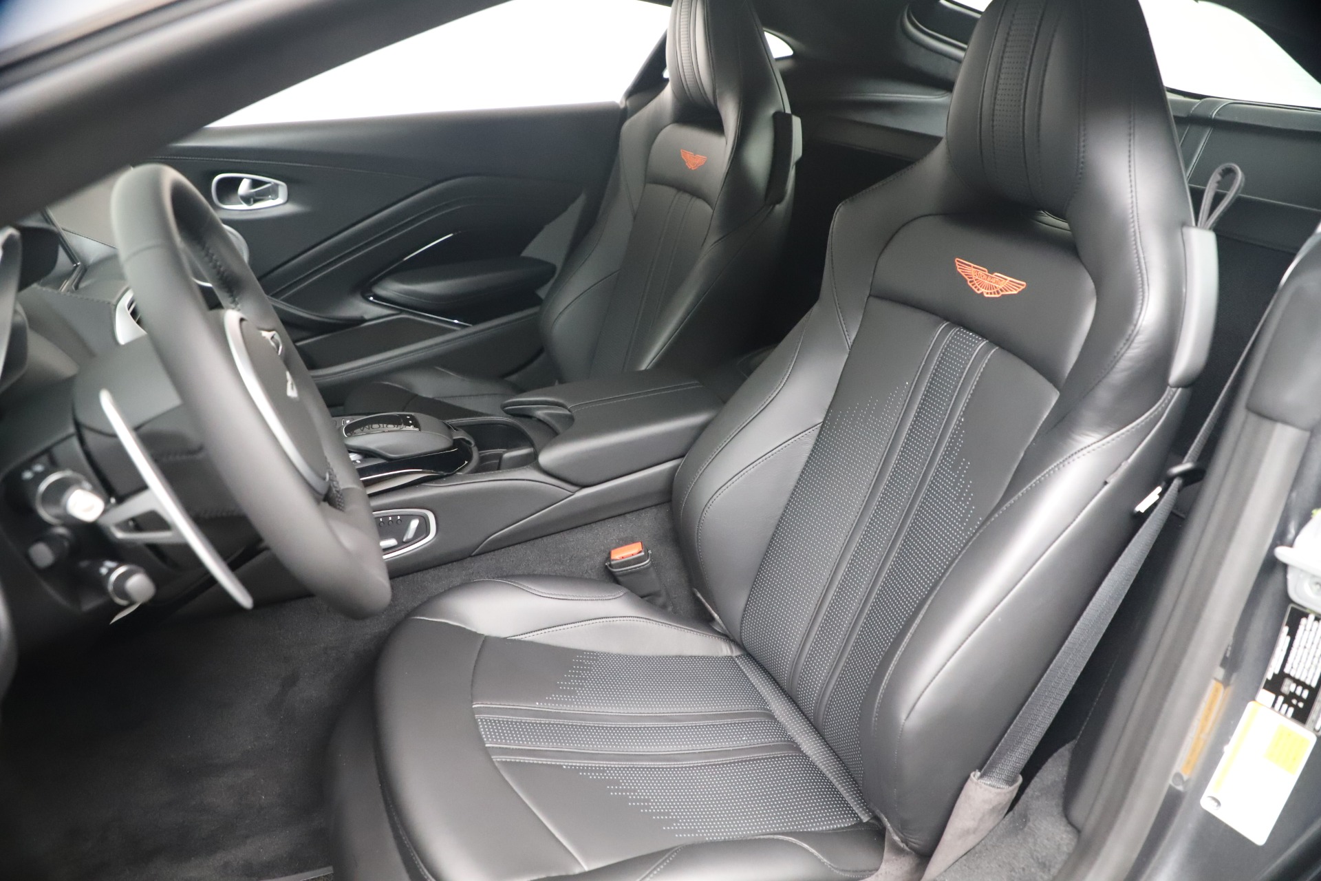 New-2020-Aston-Martin-Vantage-Coupe