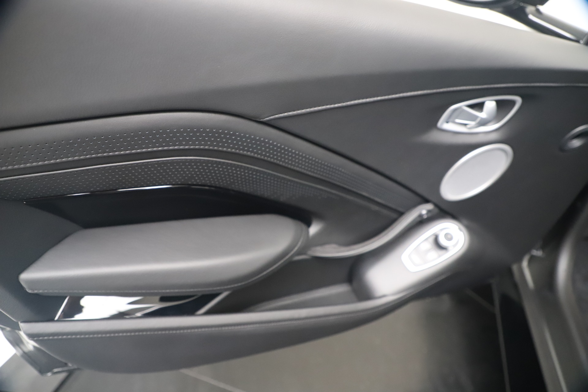 New-2020-Aston-Martin-Vantage-Coupe