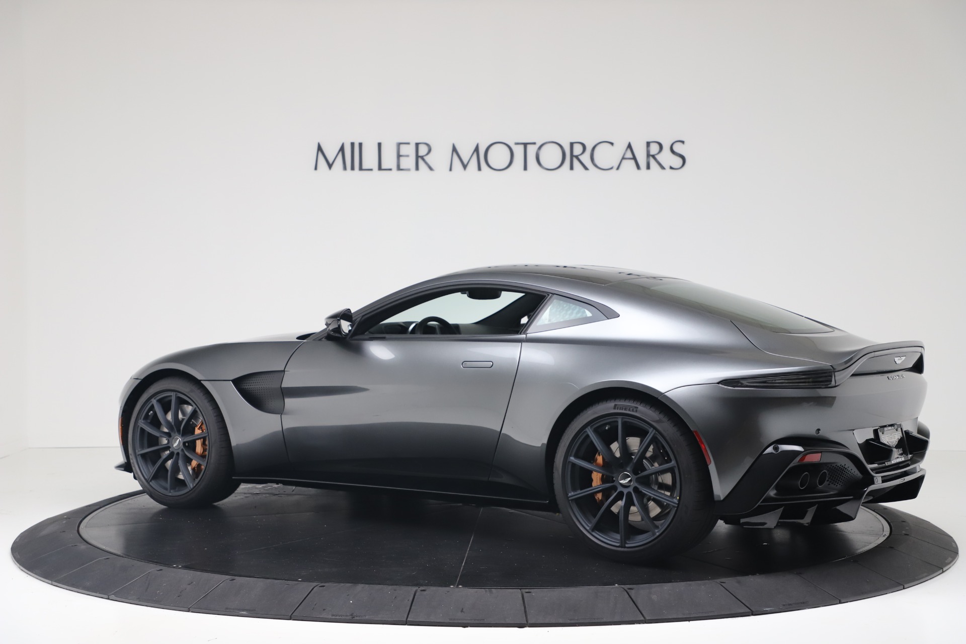 New-2020-Aston-Martin-Vantage-Coupe