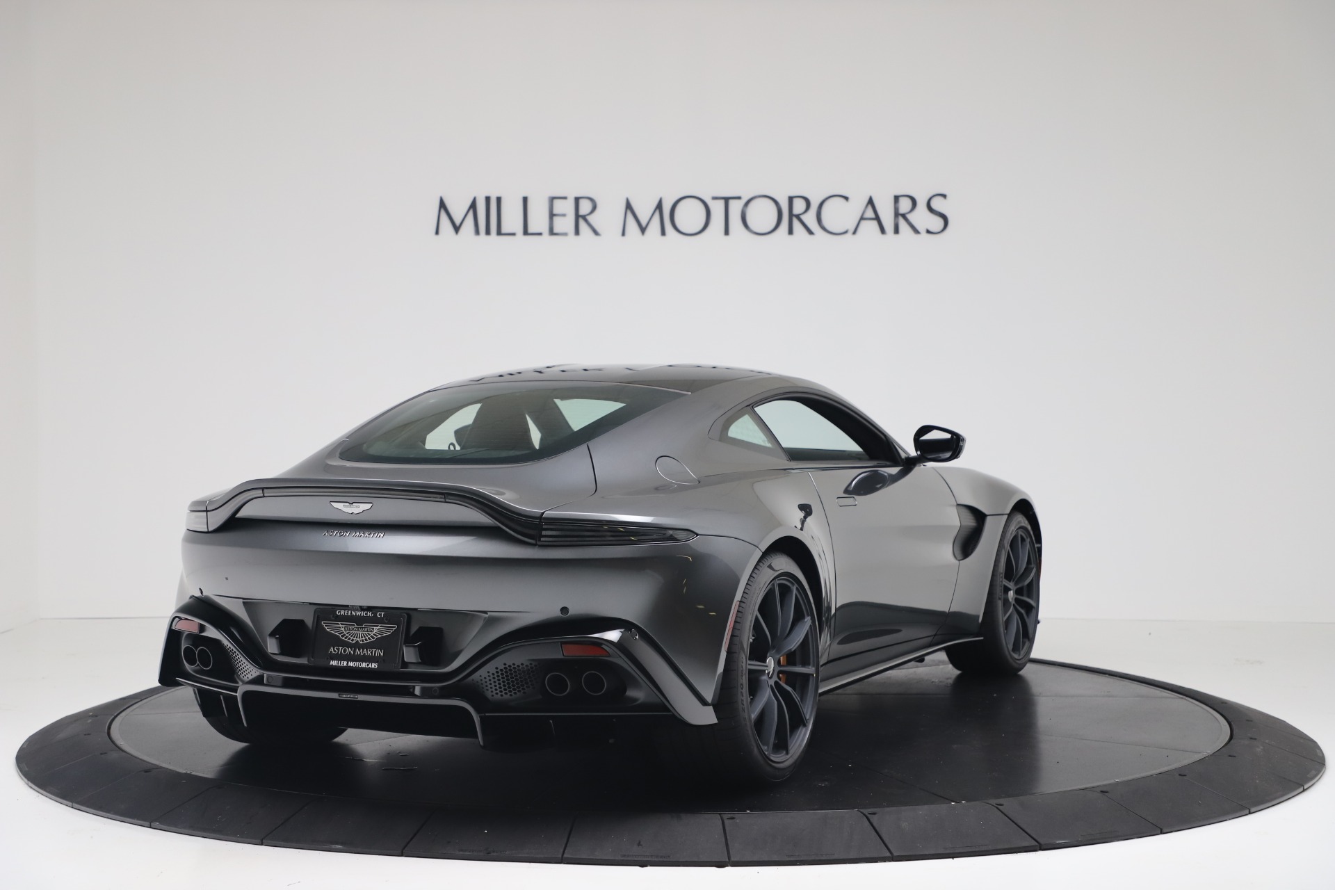 New-2020-Aston-Martin-Vantage-Coupe