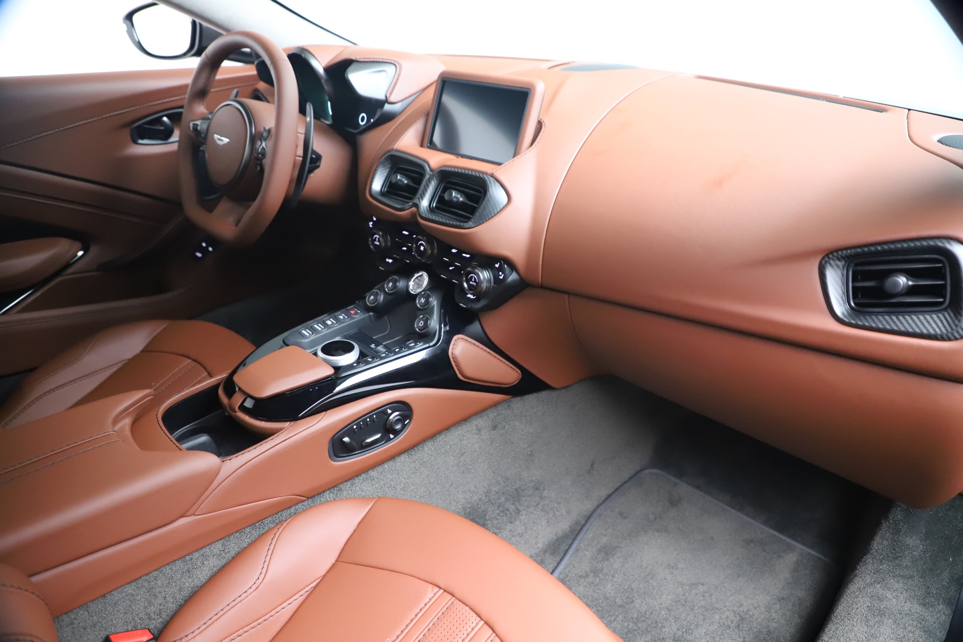 New-2020-Aston-Martin-Vantage-Coupe