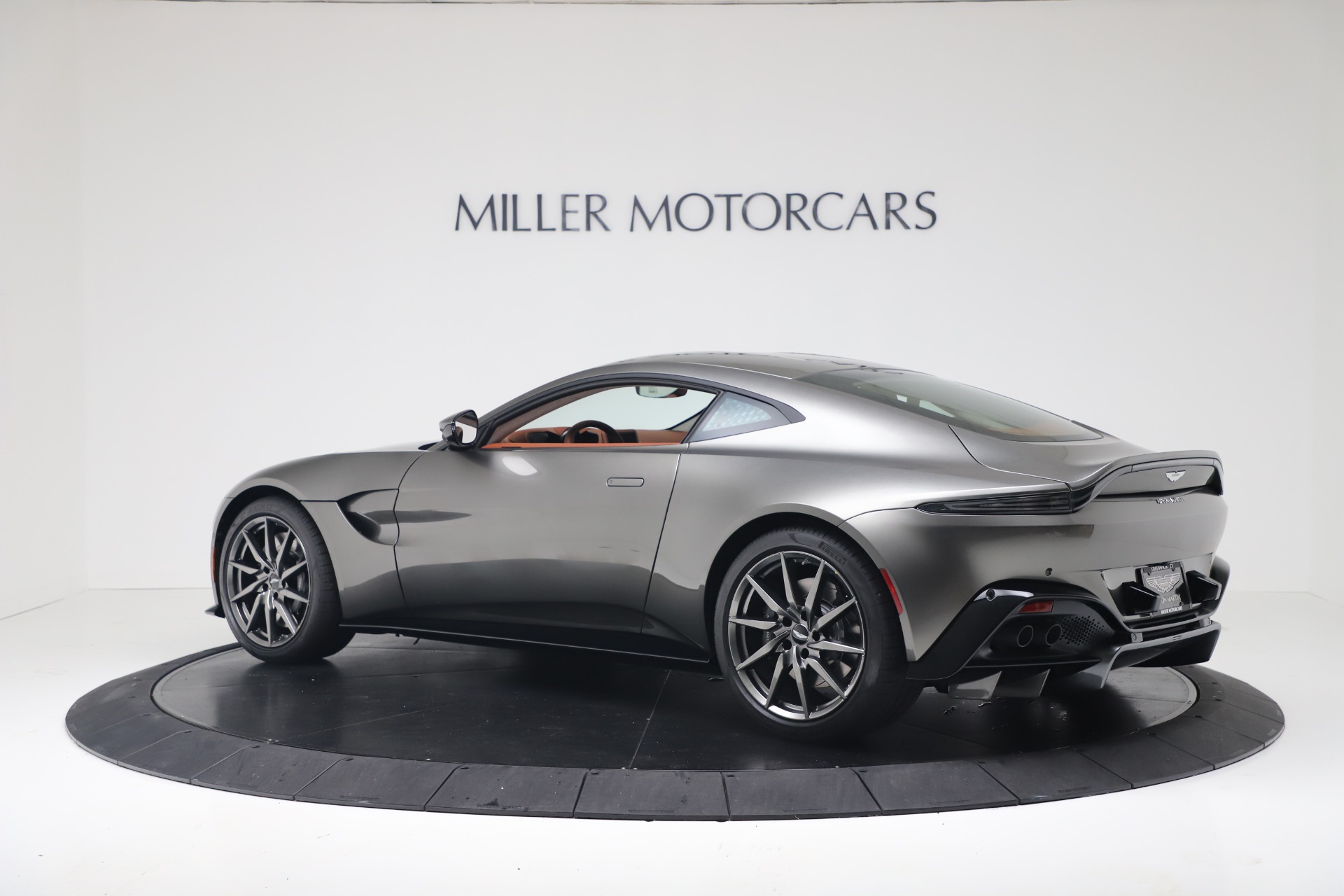 New-2020-Aston-Martin-Vantage-Coupe