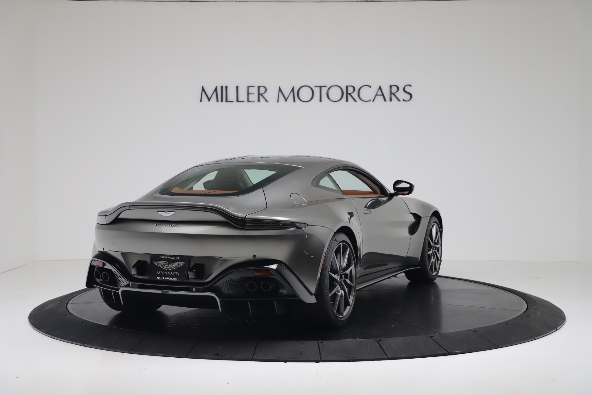 New-2020-Aston-Martin-Vantage-Coupe