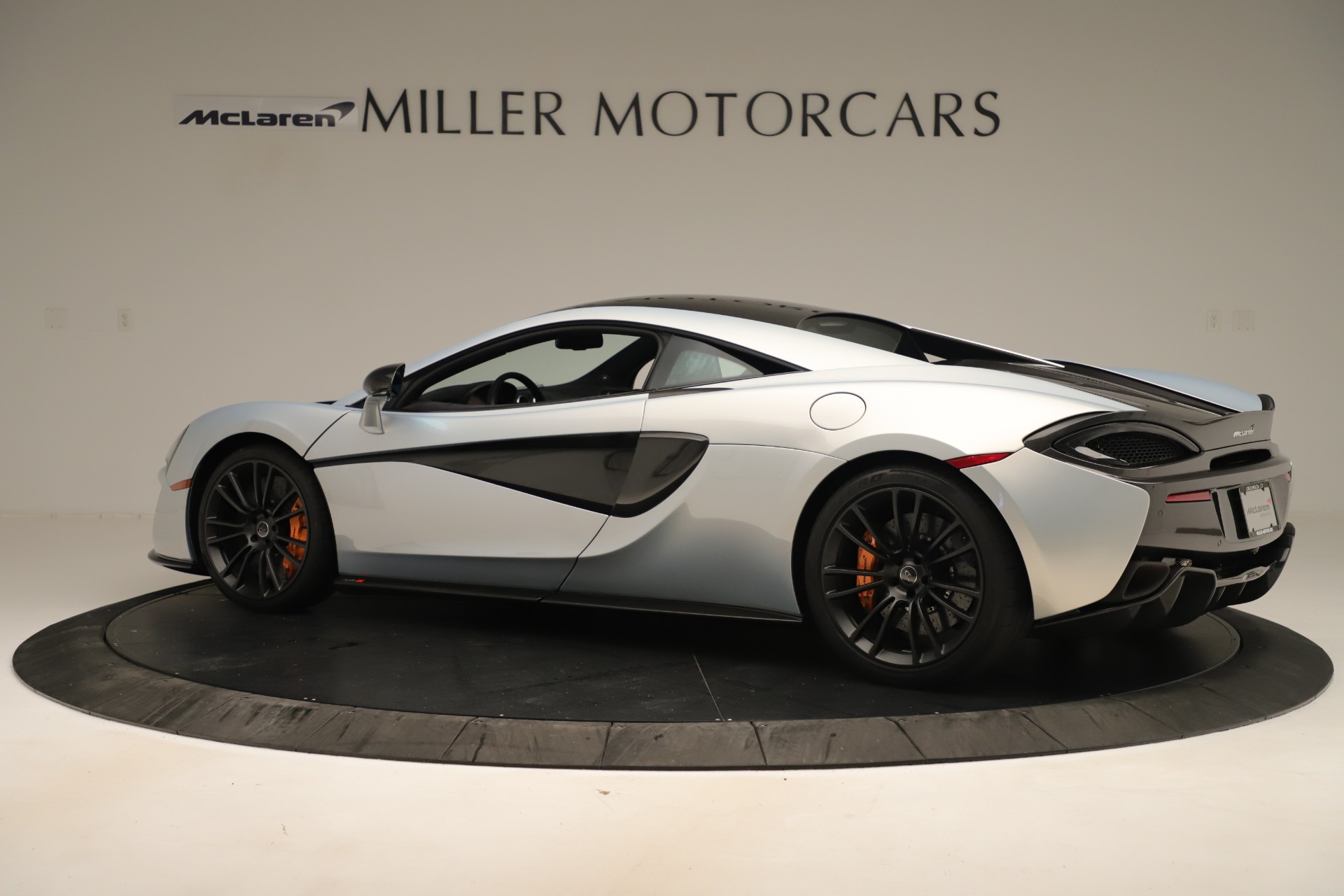 Used-2016-McLaren-570S-Coupe