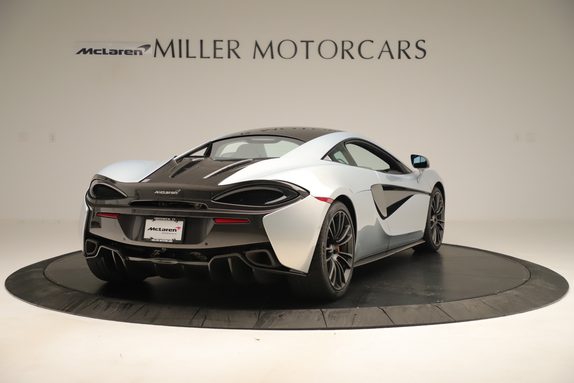 Used-2016-McLaren-570S-Coupe