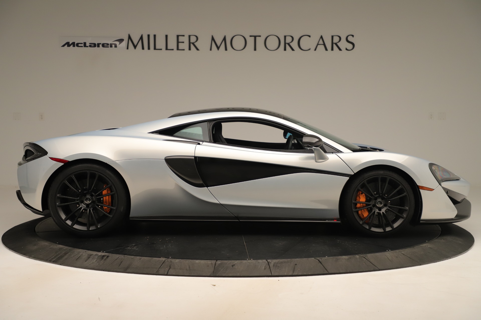 Used-2016-McLaren-570S-Coupe