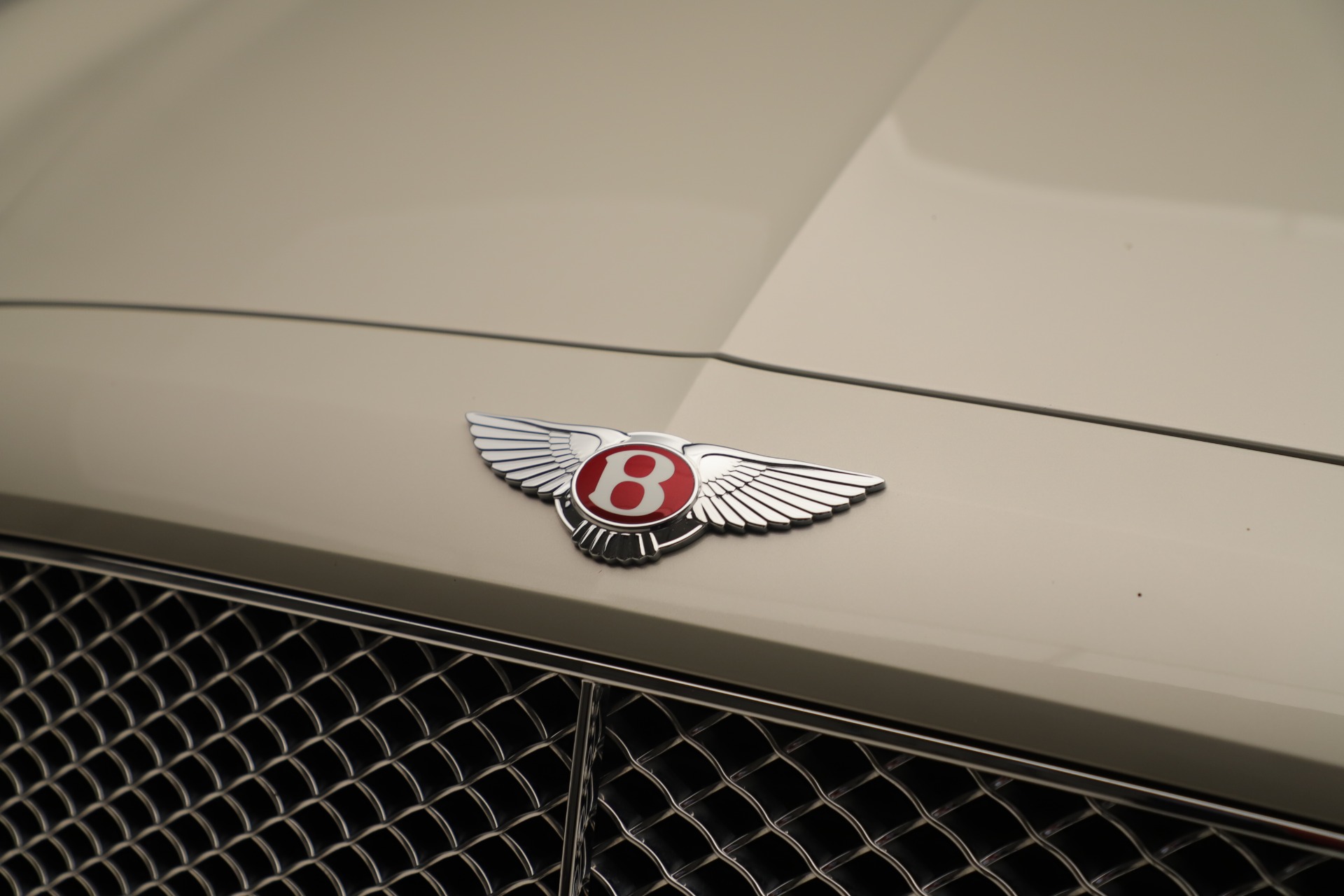 Used-2015-Bentley-Flying-Spur-V8