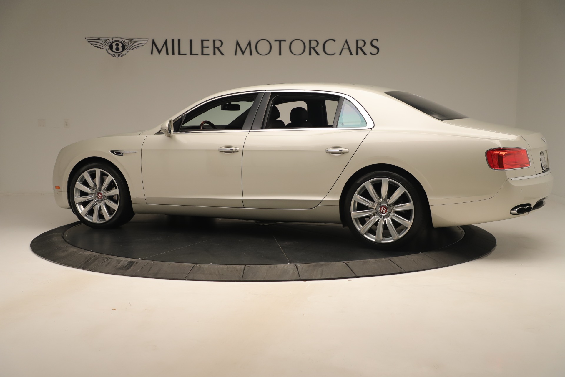 Used-2015-Bentley-Flying-Spur-V8