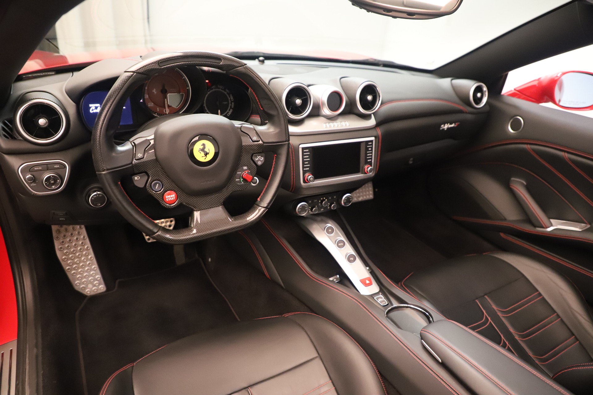Used-2016-Ferrari-California-T