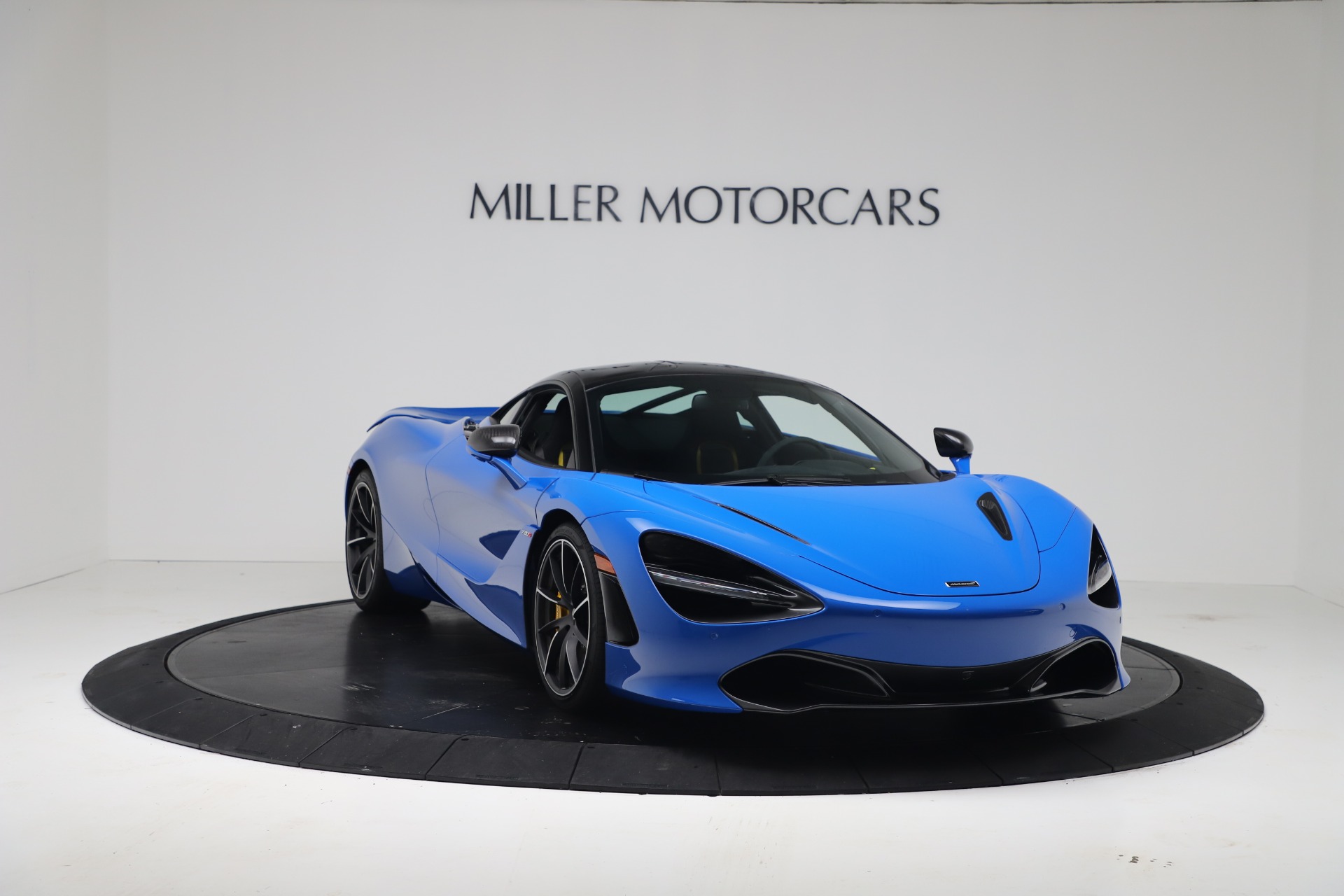 New-2019-McLaren-720S-Coupe