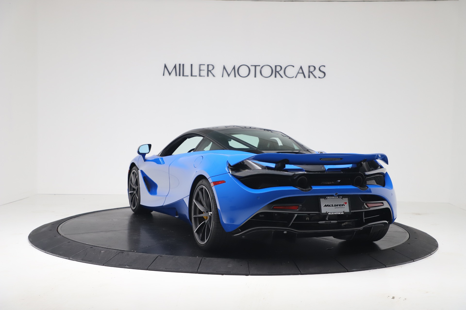 New-2019-McLaren-720S-Coupe