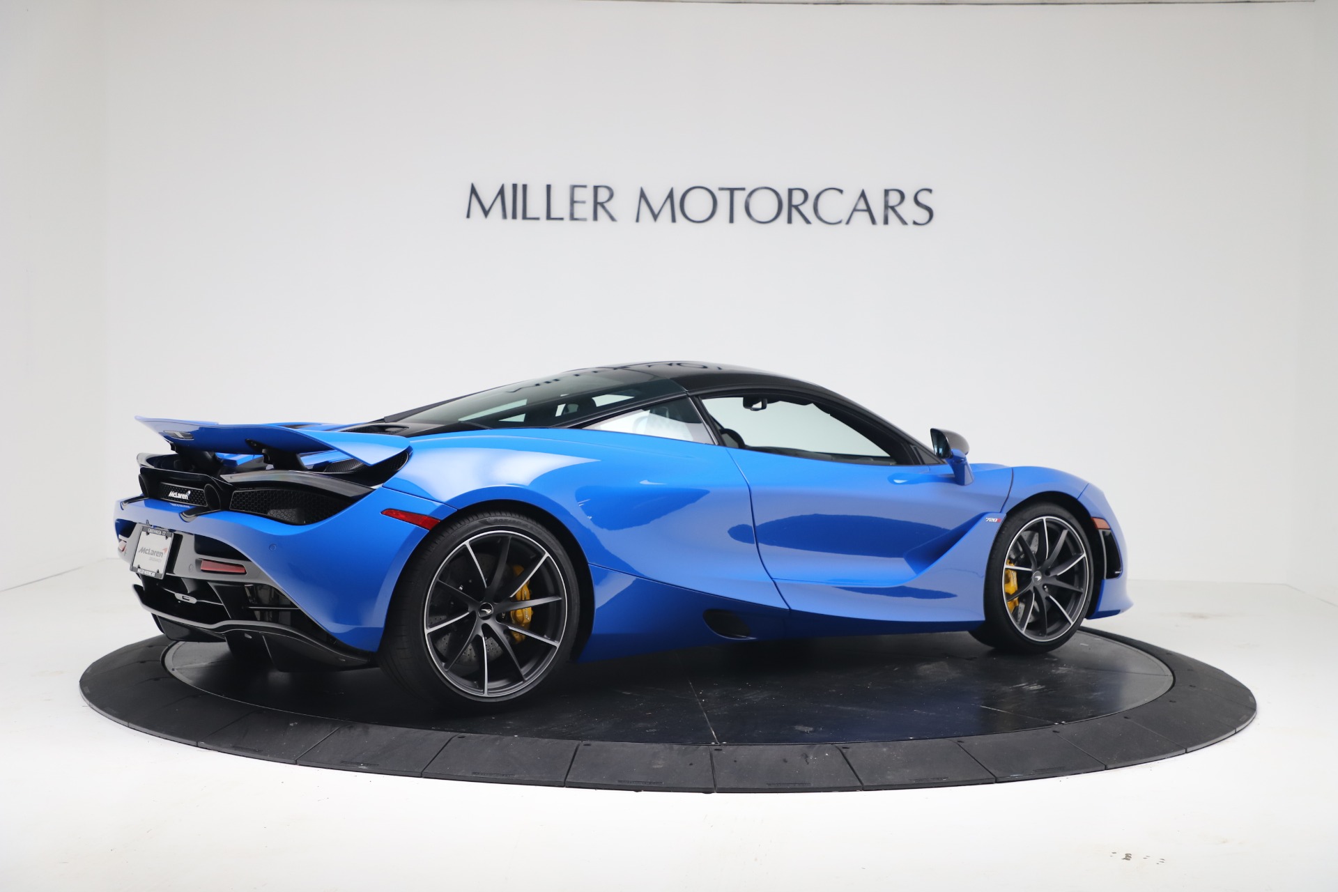 New-2019-McLaren-720S-Coupe